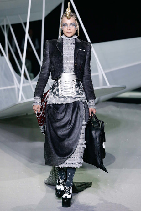 FALL RUNWAY 2023 - LOOK 34
