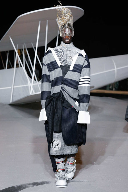 FALL RUNWAY 2023 - LOOK 57