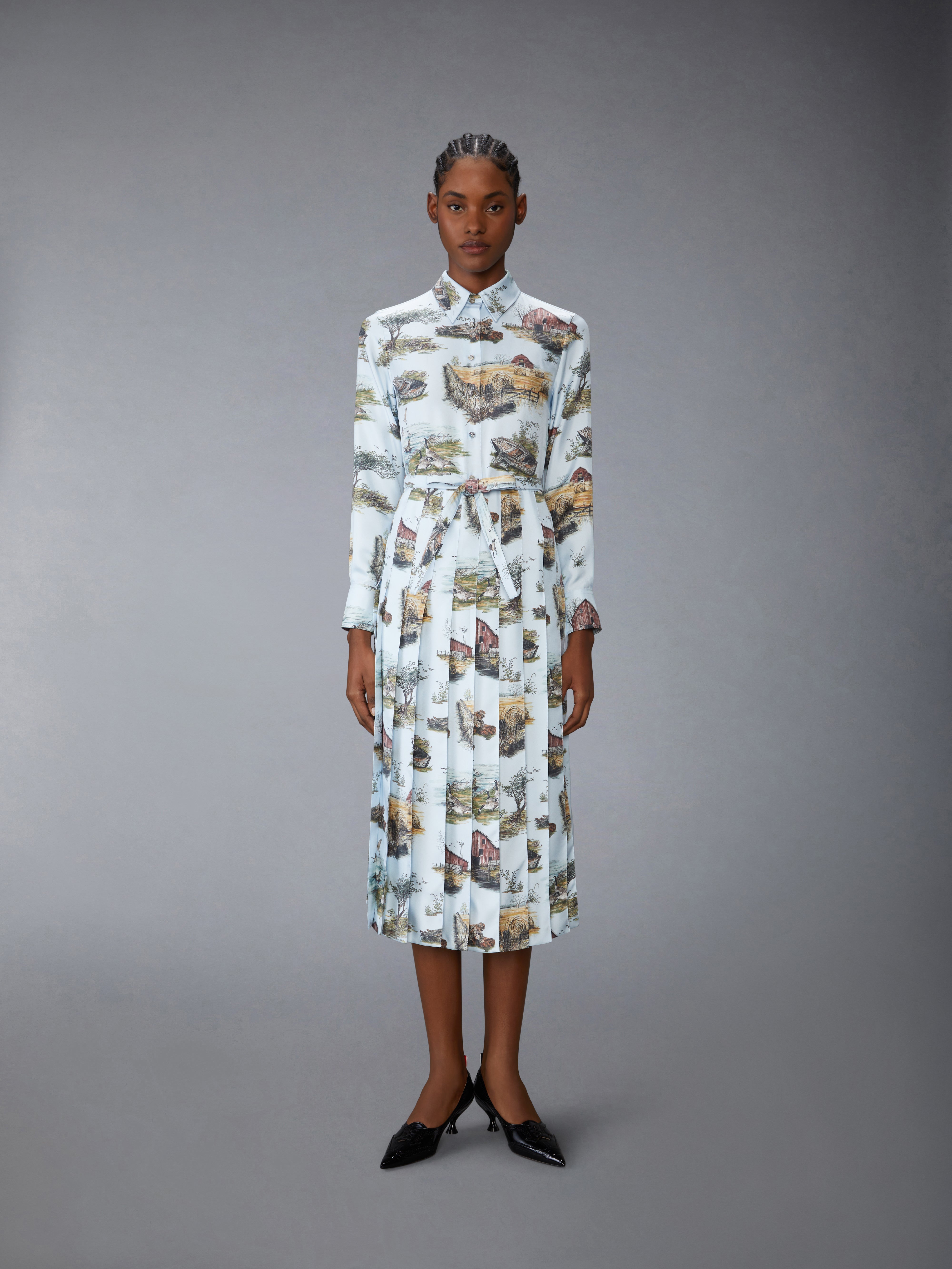 Thom Browne｜DRESSES (FDSD73A F0184 100) Scenic Toile Silk Twill Pleated Shirtdress | Thom Browne