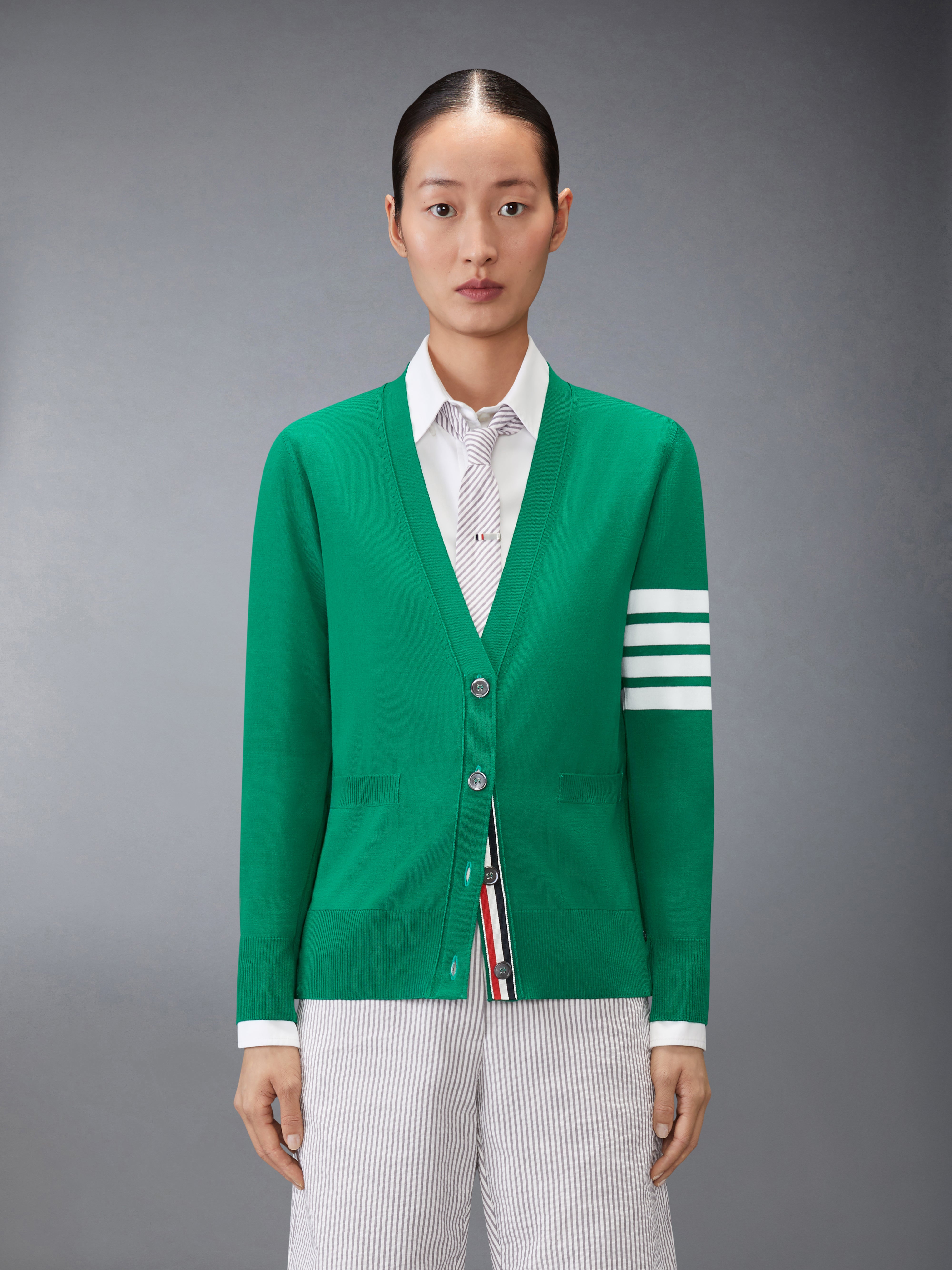 美品★カーディガン トリコロール THOM BROWNE 類似品 白 S 美品☆カーディガン トリコロール THOM BROWNE 類似品 白 S トップス