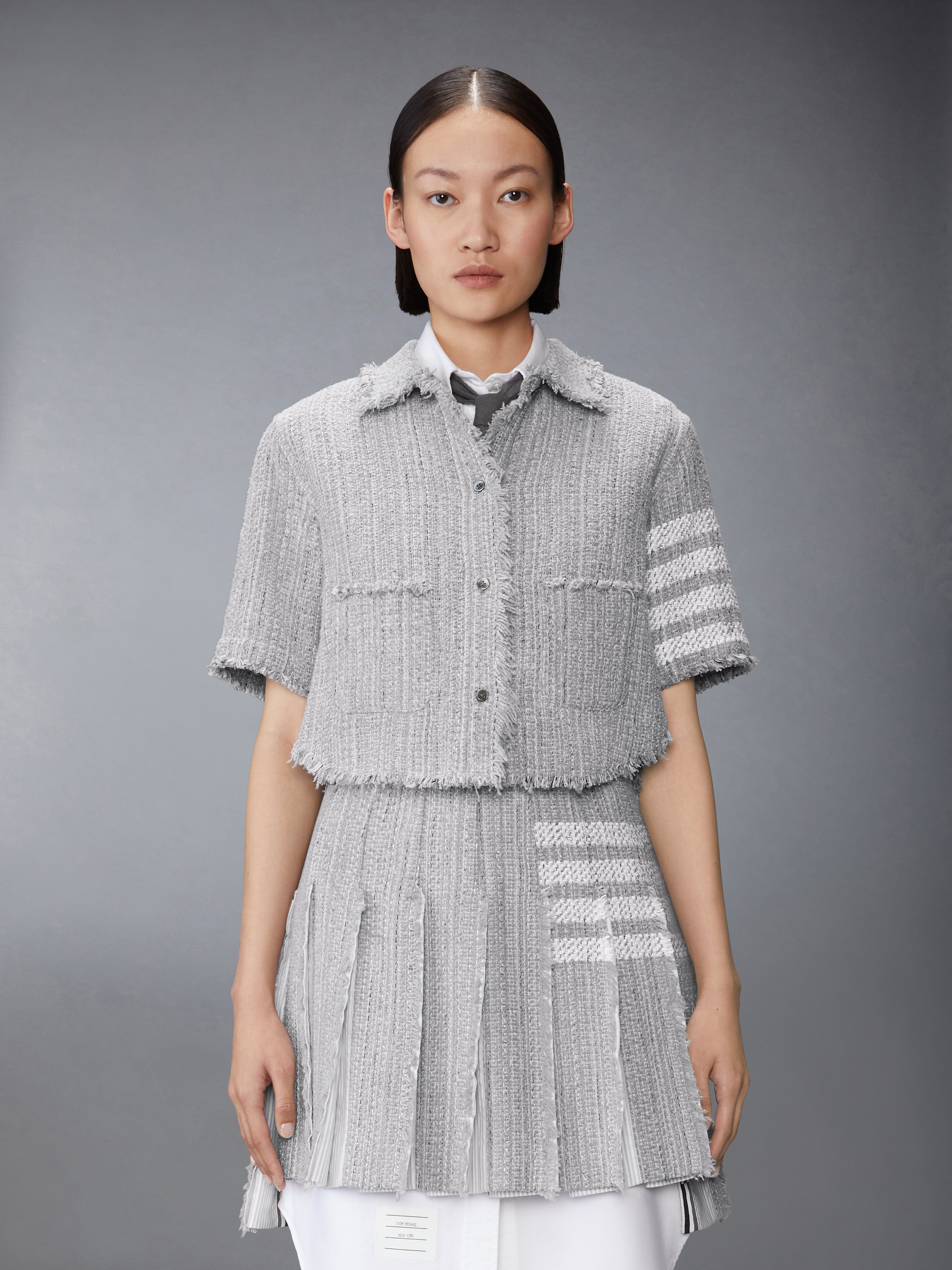 THOM BROWNE フォーバー ストライプ クロップド ジャケット Solid Tweed 4-Bar Cropped Shirt Jacket | Thom Browne