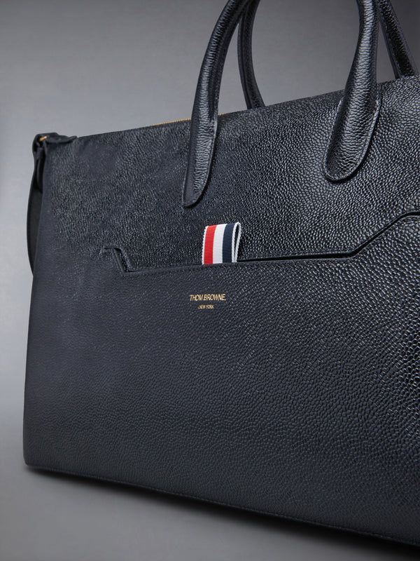 PEBBLE GRAIN MEDIUM DUFFLE - image 6