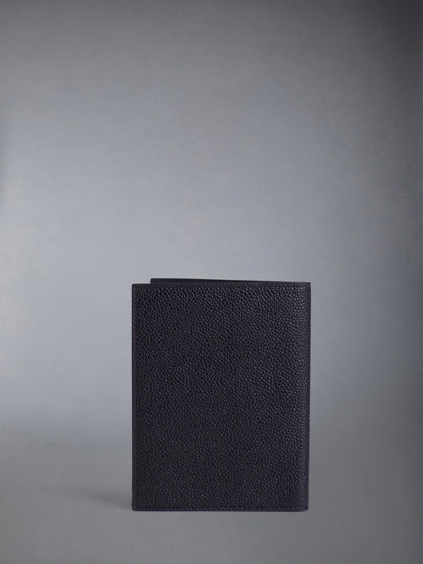 PEBBLE GRAIN PASSPORT HOLDER - image 3