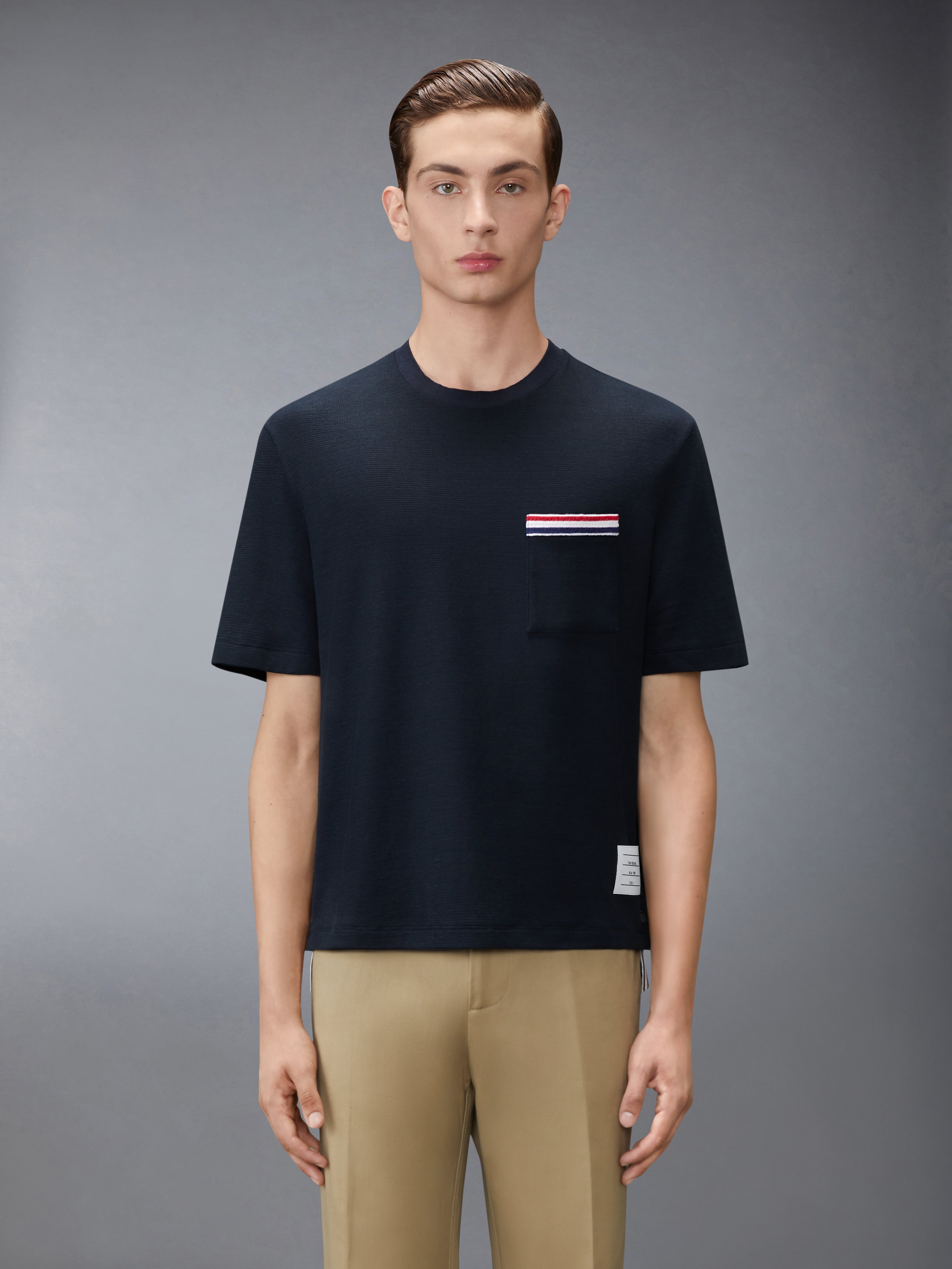 テクスチャード コットン リネン RWB 刺繍Tシャツ | Thom Browne