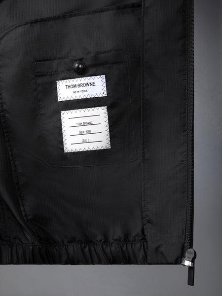 MJU583C-F1095-001_V4