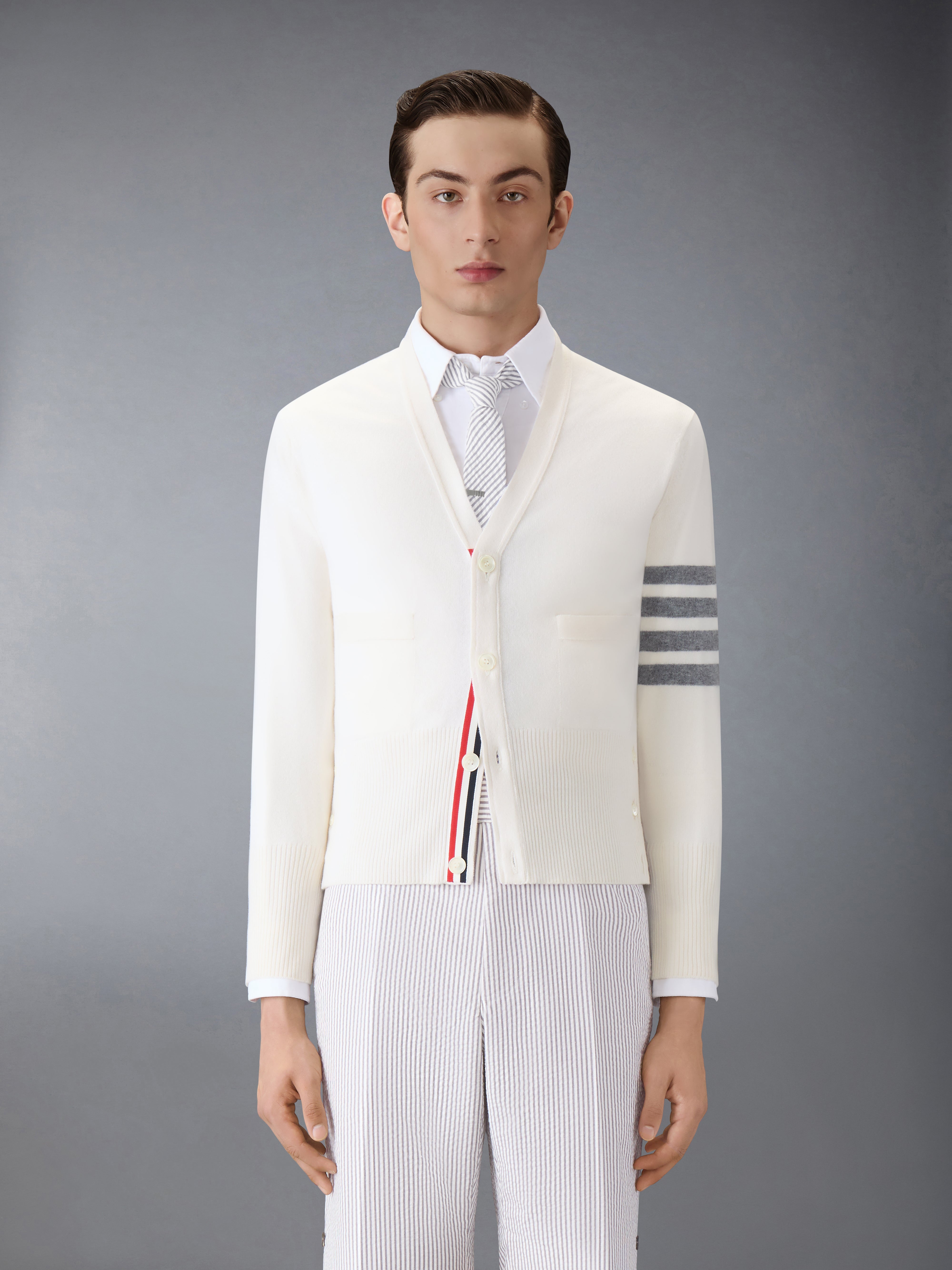 美品★カーディガン トリコロール THOM BROWNE 類似品 白 S 美品☆カーディガン トリコロール THOM BROWNE 類似品 白 S トップス