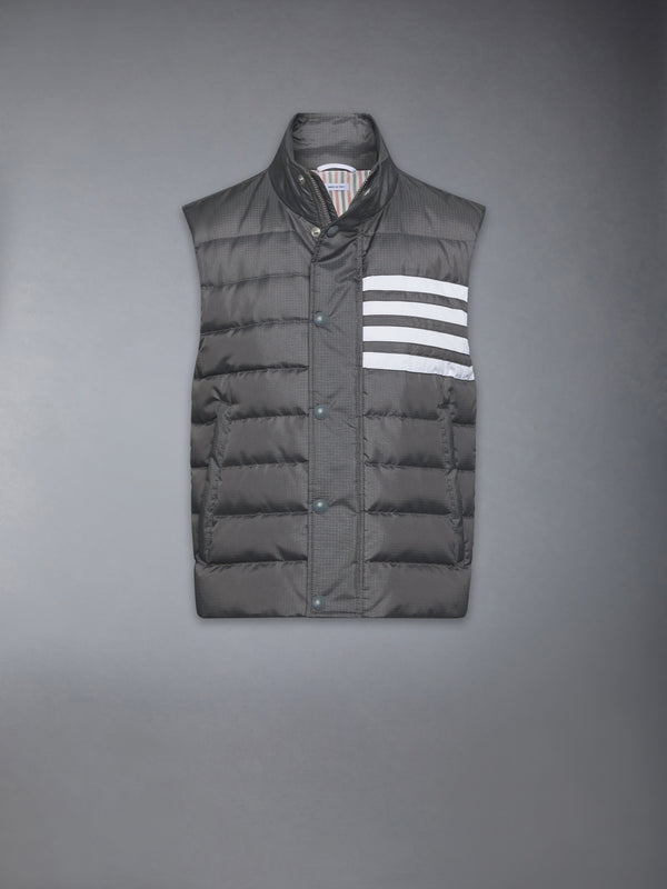 SHINY RIPSTOP LIGHTWEIGHT DOWN FILLED 4-BAR VEST - featured image