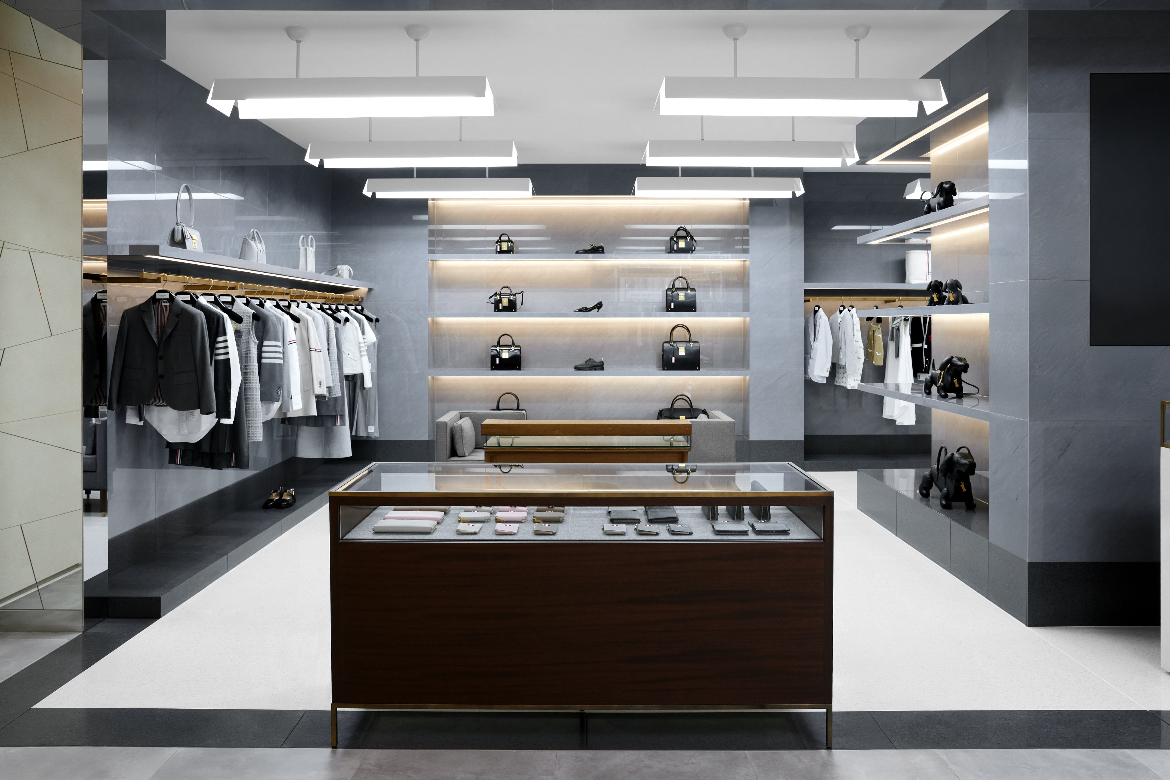 THOM BROWNE - OSAKA UMEDA HANKYU WOMENS & CHOCOLATE 阪急うめだ本店