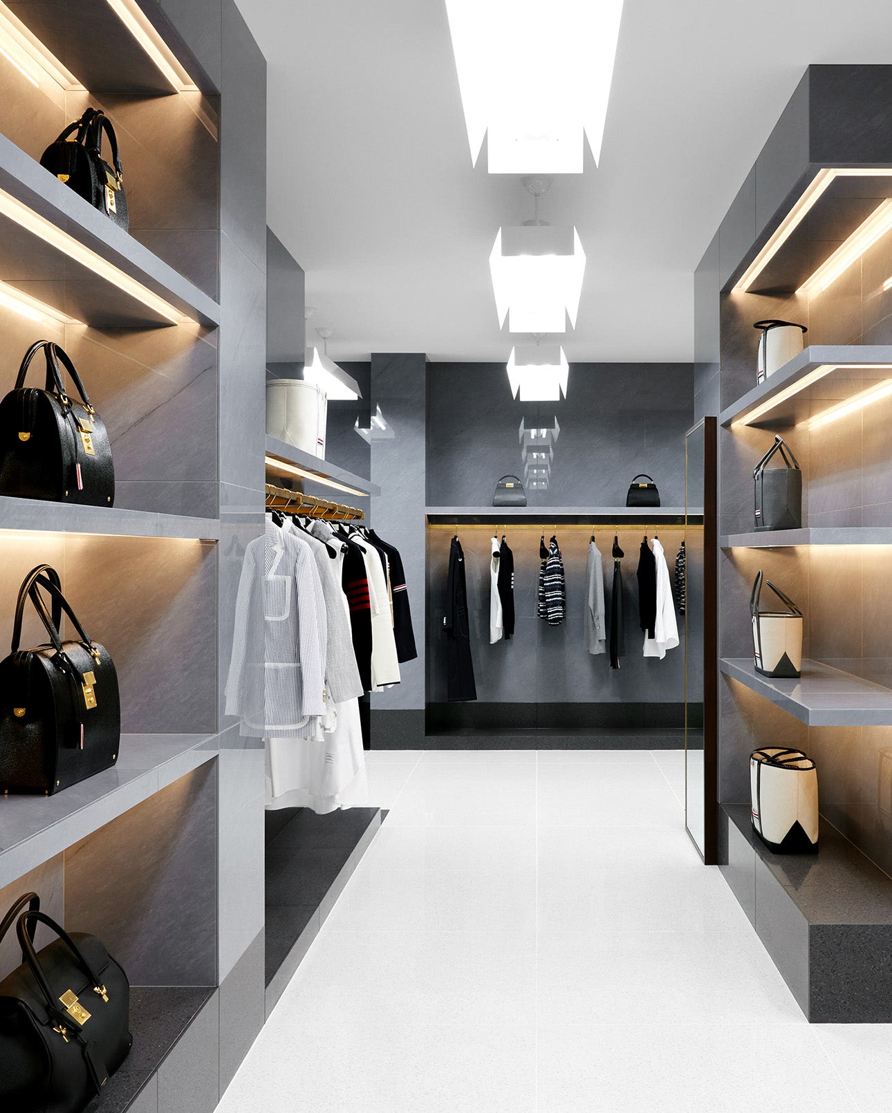 THOM BROWNE - OSAKA UMEDA HANKYU WOMENS & CHOCOLATE 阪急うめだ本店