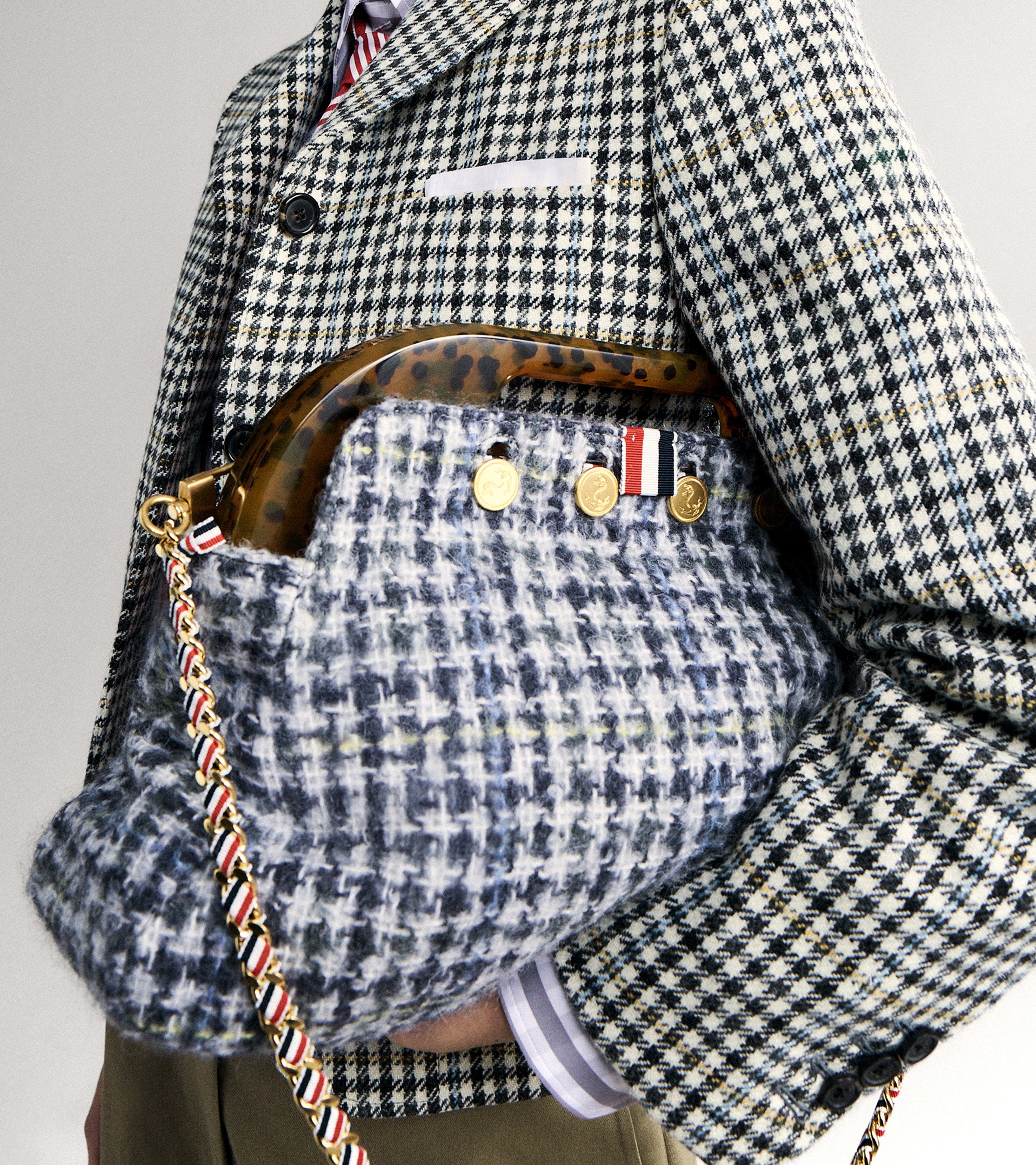 THOM BROWNE トムブラウン　リボン　176センチ THOM BROWNE トムブラウン スニーカー ツイード レディース 中古