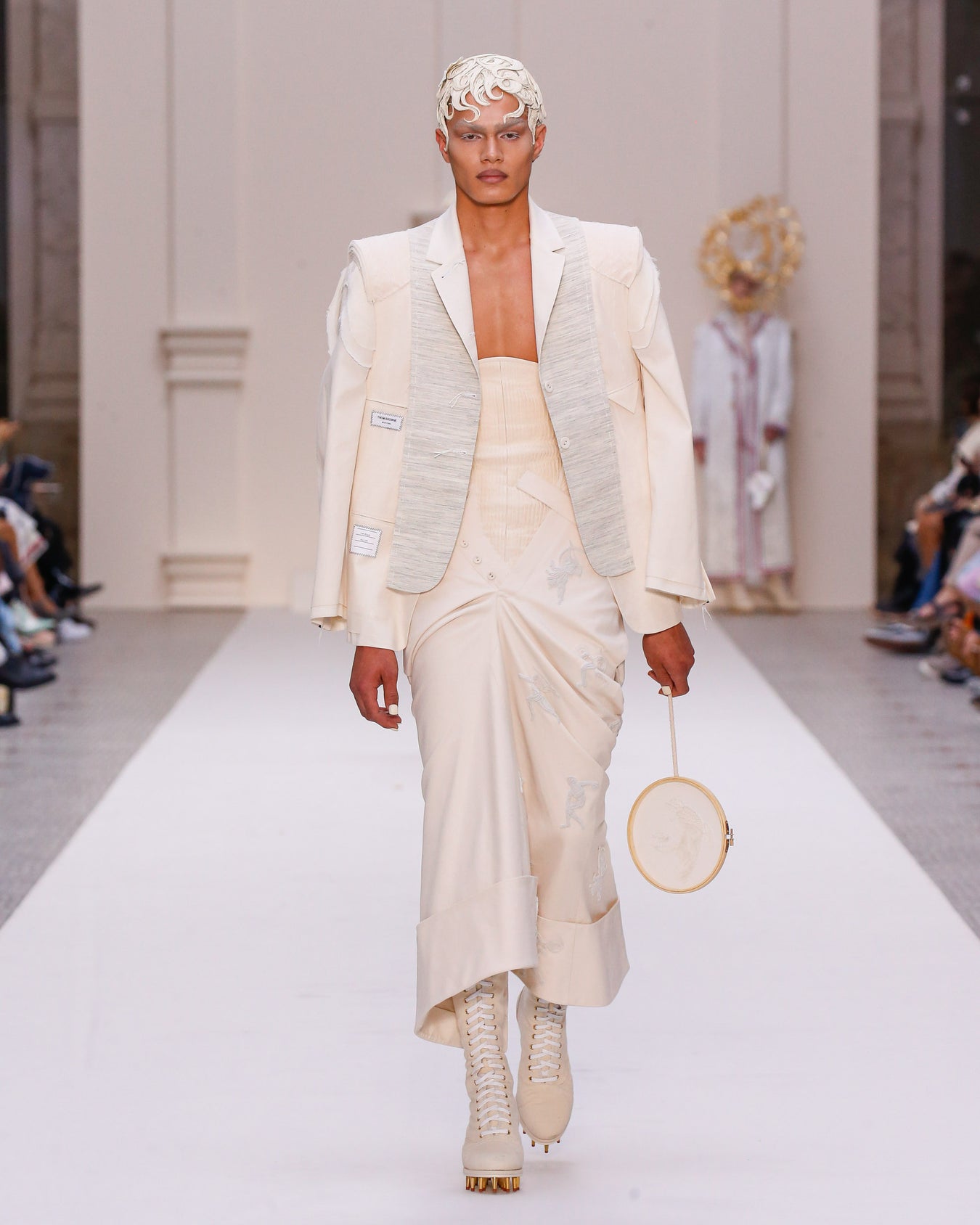 2024 꾸뛰르 - LOOK 32