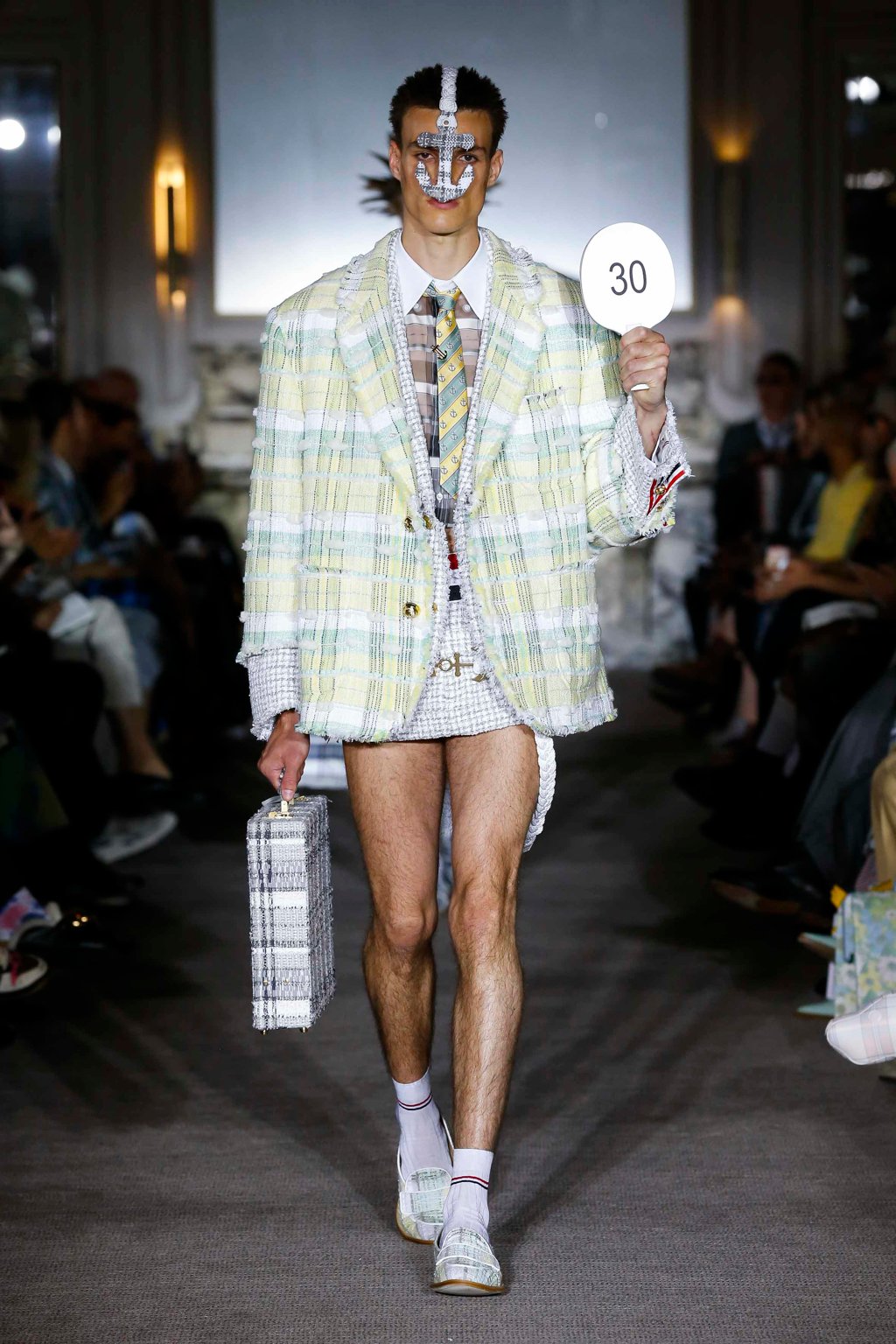 MENS SPRING 2023 RUNWAY - LOOK 8