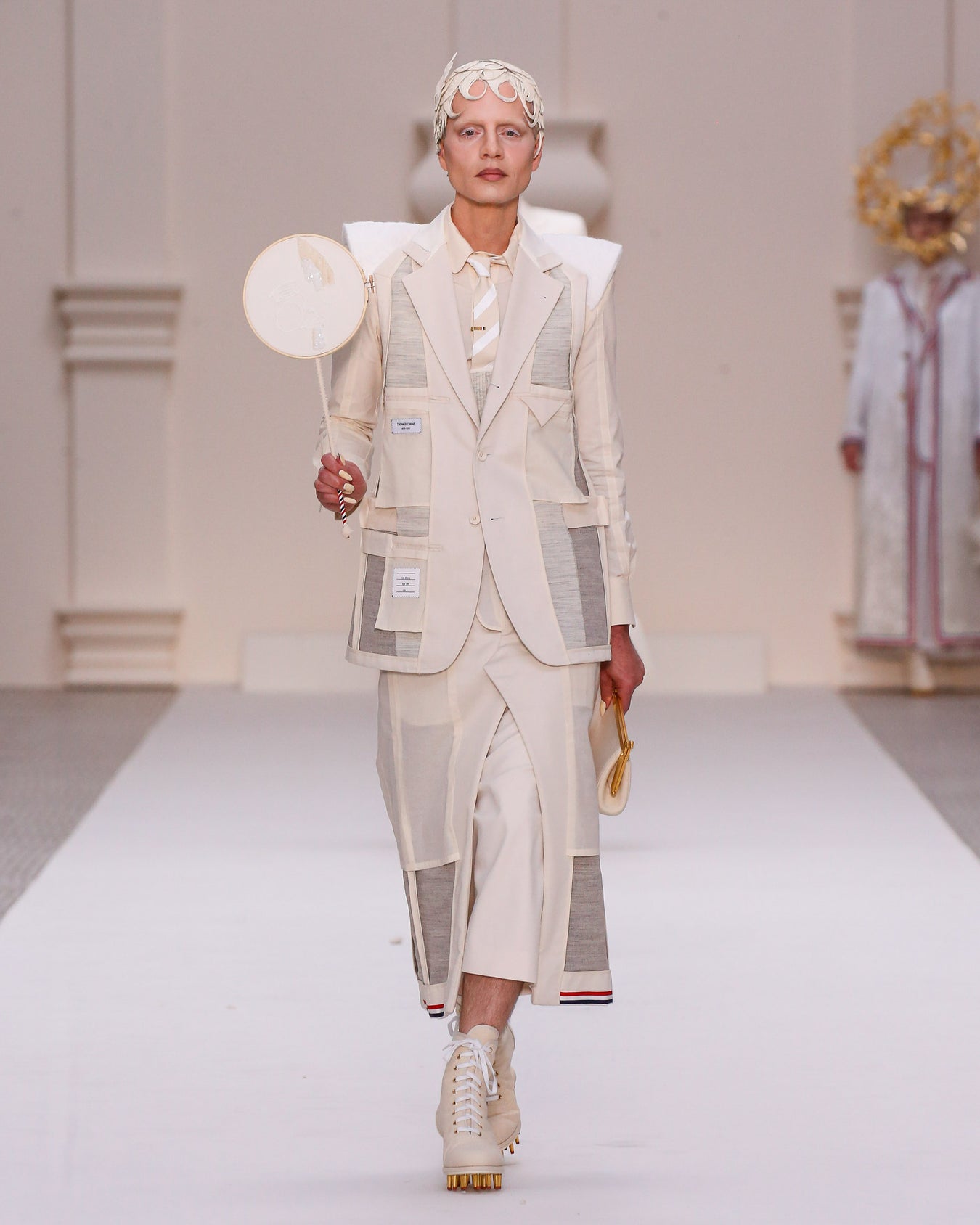 2024 꾸뛰르 - LOOK 35