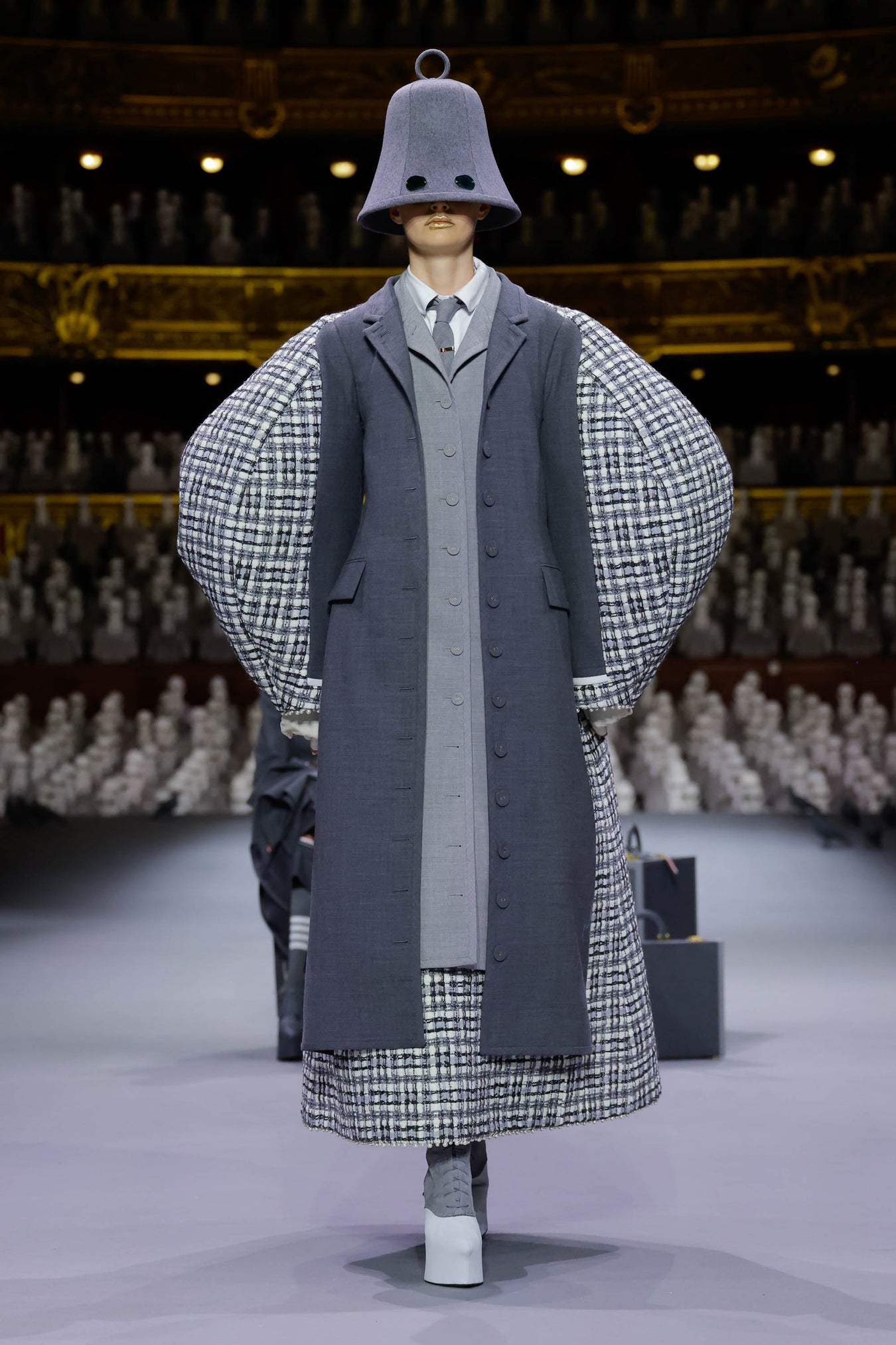 Couture 2023 - LOOK 38