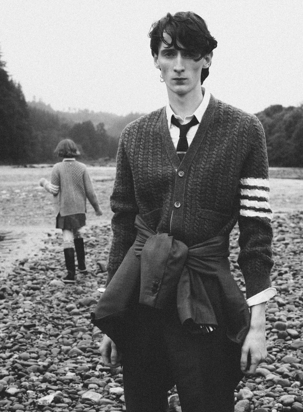 トム ブラウン 公式オンラインショップ | Thom Browne トム ブラウン 公式オンラインショップ | Thom Browne