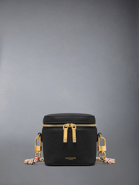 BOX POUCH IN SOFT PEBBLE GRAIN LEATHER BLACK