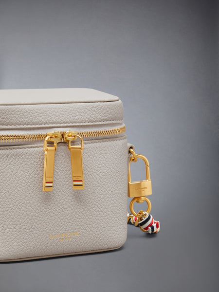 BOX POUCH IN SOFT PEBBLE GRAIN LEATHER OFF WHITE