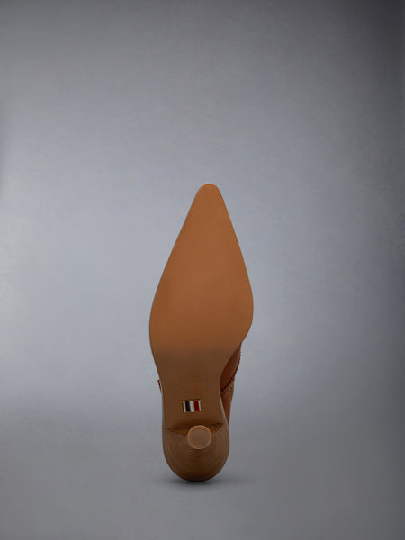 바케타 윙팁 커브드 힐 부츠