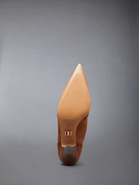 SUEDE WINGTIP BOOTIE 90MM CARAMEL