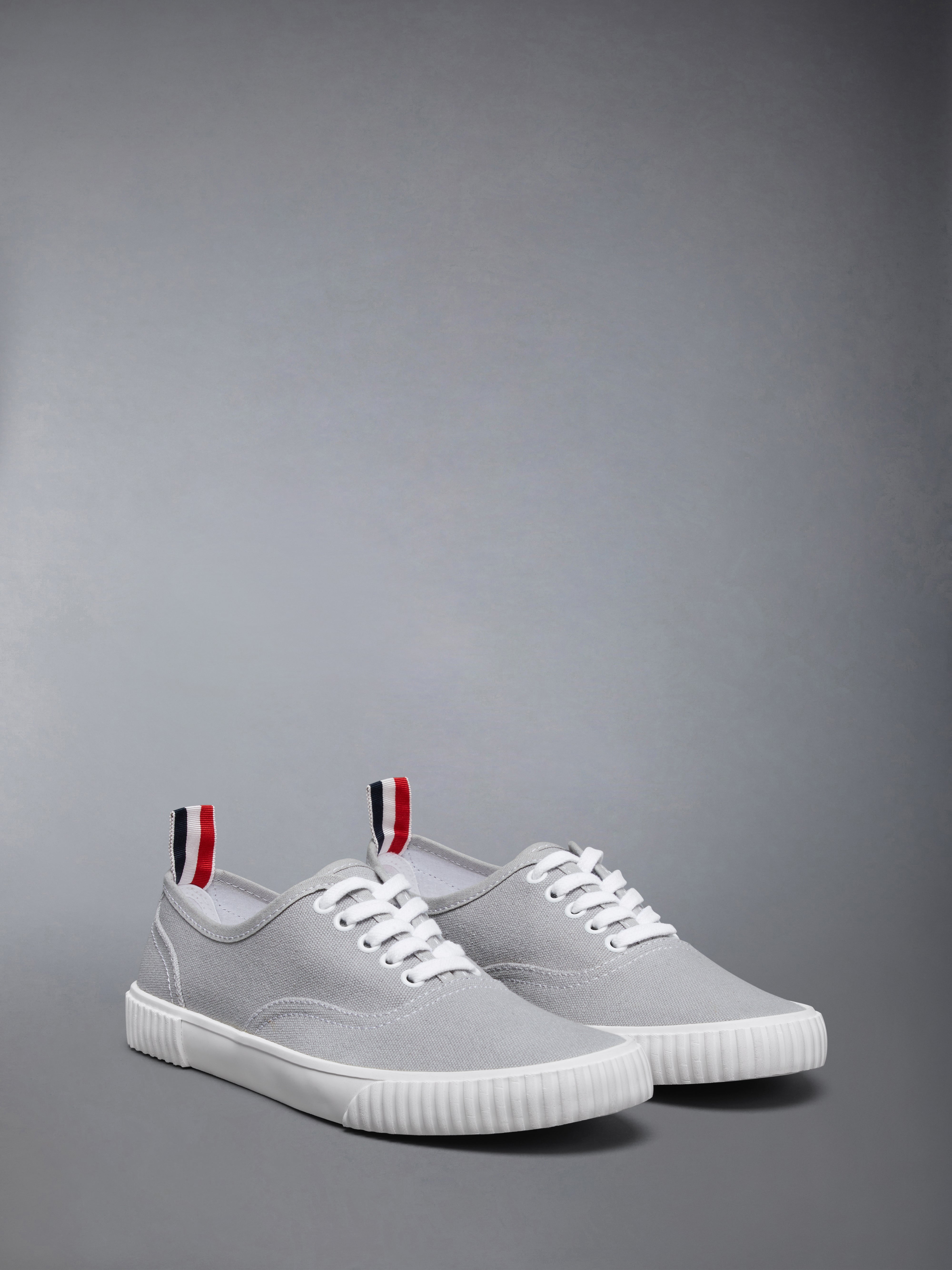 【送料&関税込】Thom Browne Heritage Trainer Vulcanized Mid- Canvas Vulcanized Rubber Sole Heritage Sneakers | Thom Browne