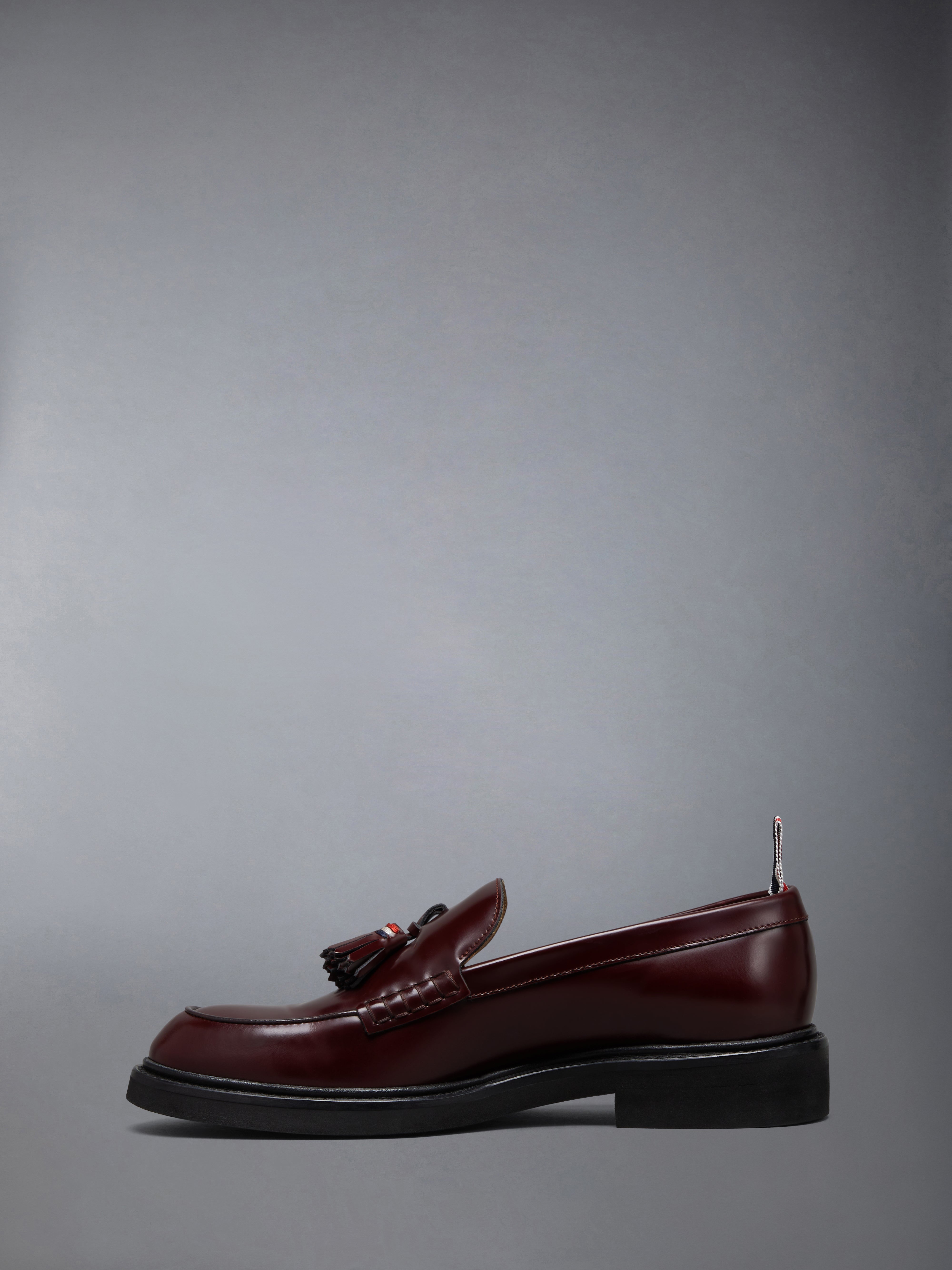 THOM BROWNE/正規品/関税送料込み Mule Bloafers Thom Browne fringe-detail patent-leather Mule Loafers | Grey