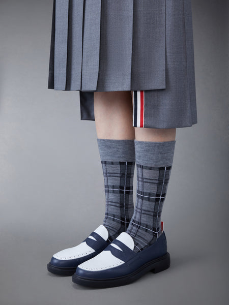 Pebble Grain Leather Penny Loafer NAVY/WHITE