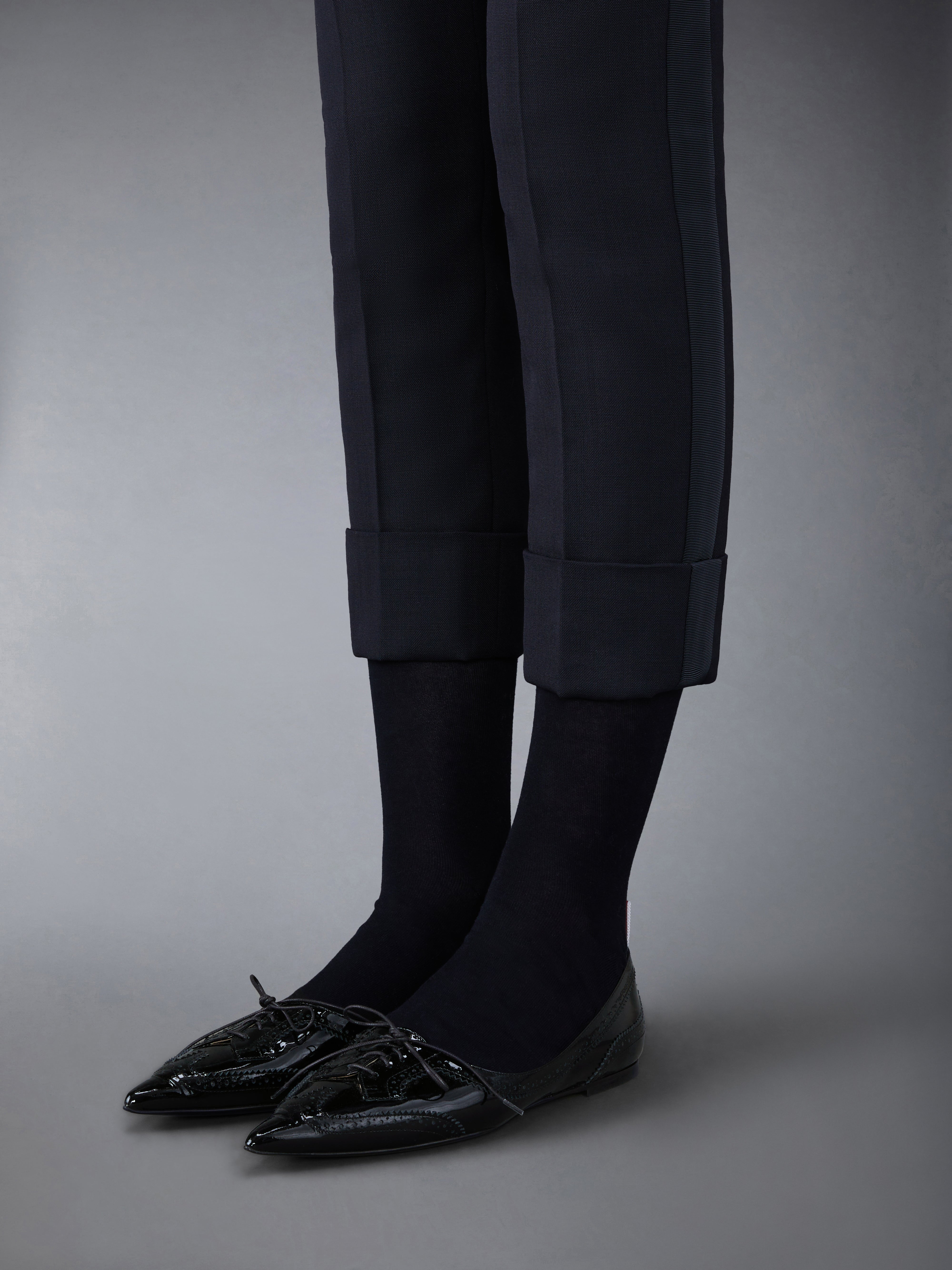 フラットシューズ THOM BROWNE FFF135A 00216 133 Ballerinas Grey Flats Patent Pointed Wingtip Ballerina | Thom Browne