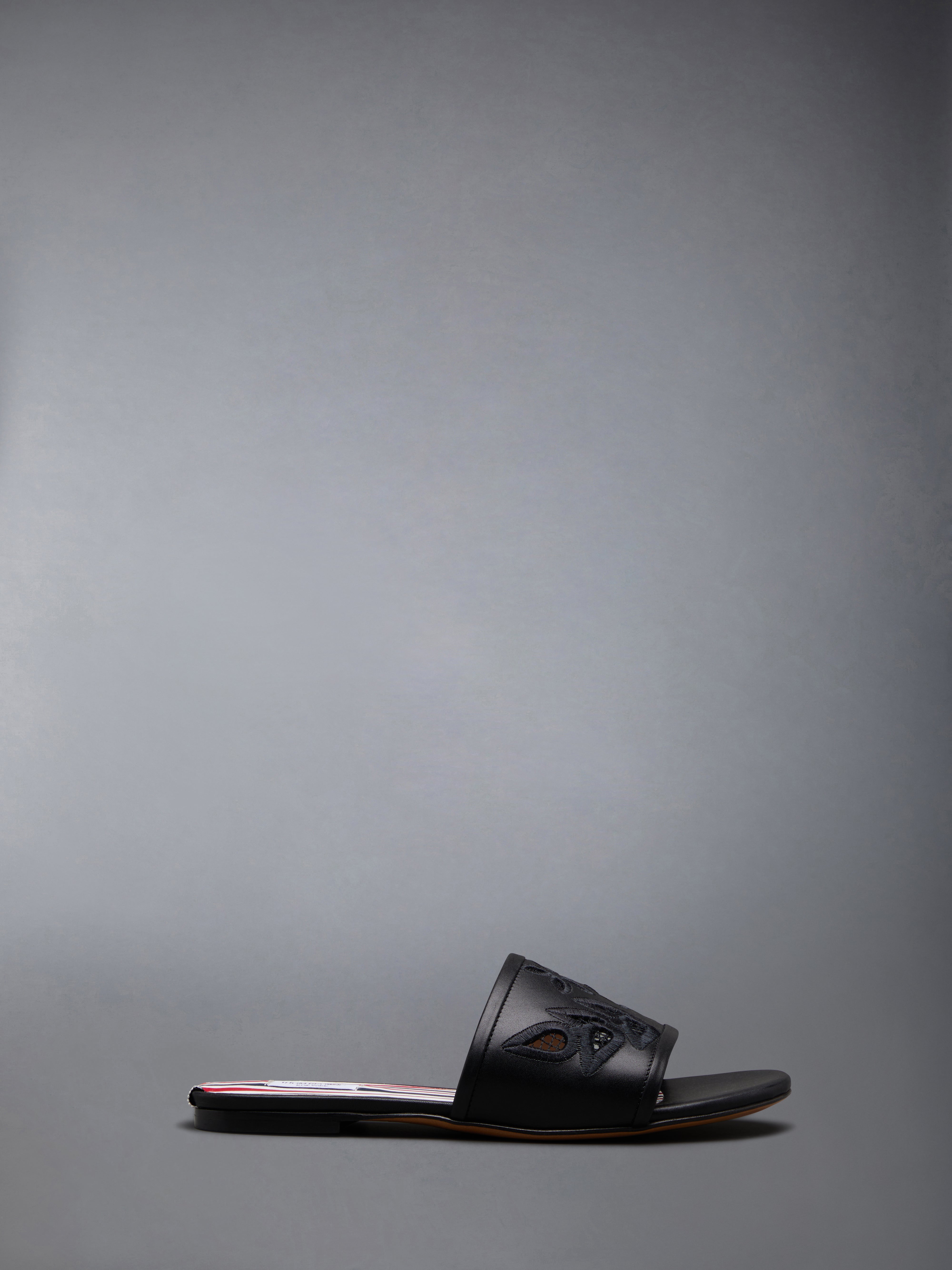 THOM BROWNE★23SS★Vitelloクロス ローファーサンダル ブラック Criss Cross Loafer Sandal W/ Rwb Enamel Plaque In Vitello