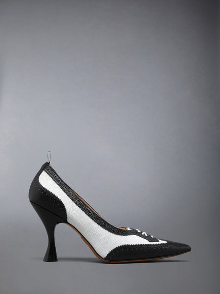 PEBBLE GRAIN WINGTIP PUMP 90MM BLK/WHT