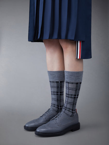 Pebble Grain Leather Longwing Brogue DARK GREY