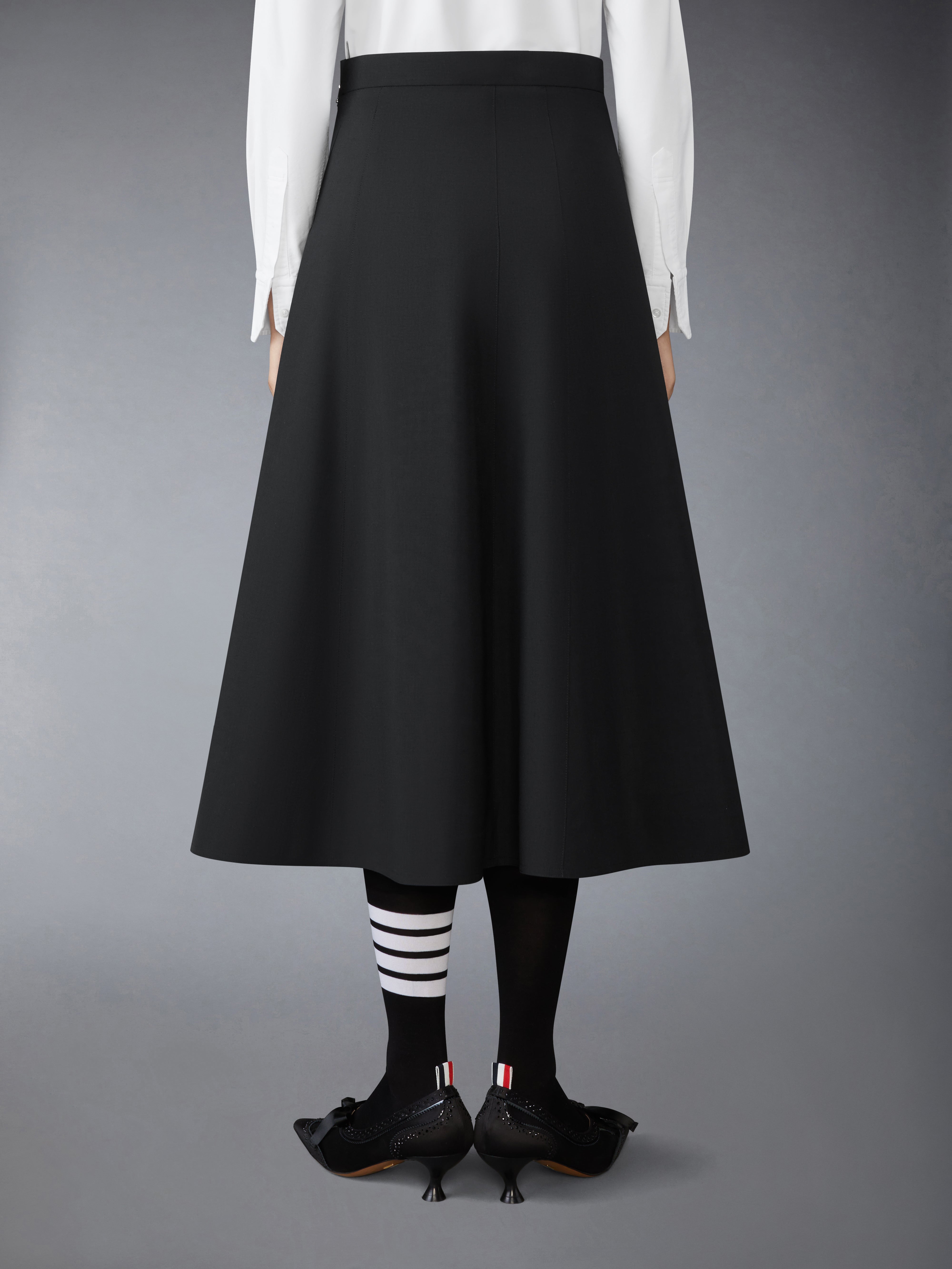 スカート THOM BROWNE Women Mid Skirts FGCA27A02872 001 BLACK School Uniform Plain Weave Mini Pleated Wrap Skirt | Thom Browne