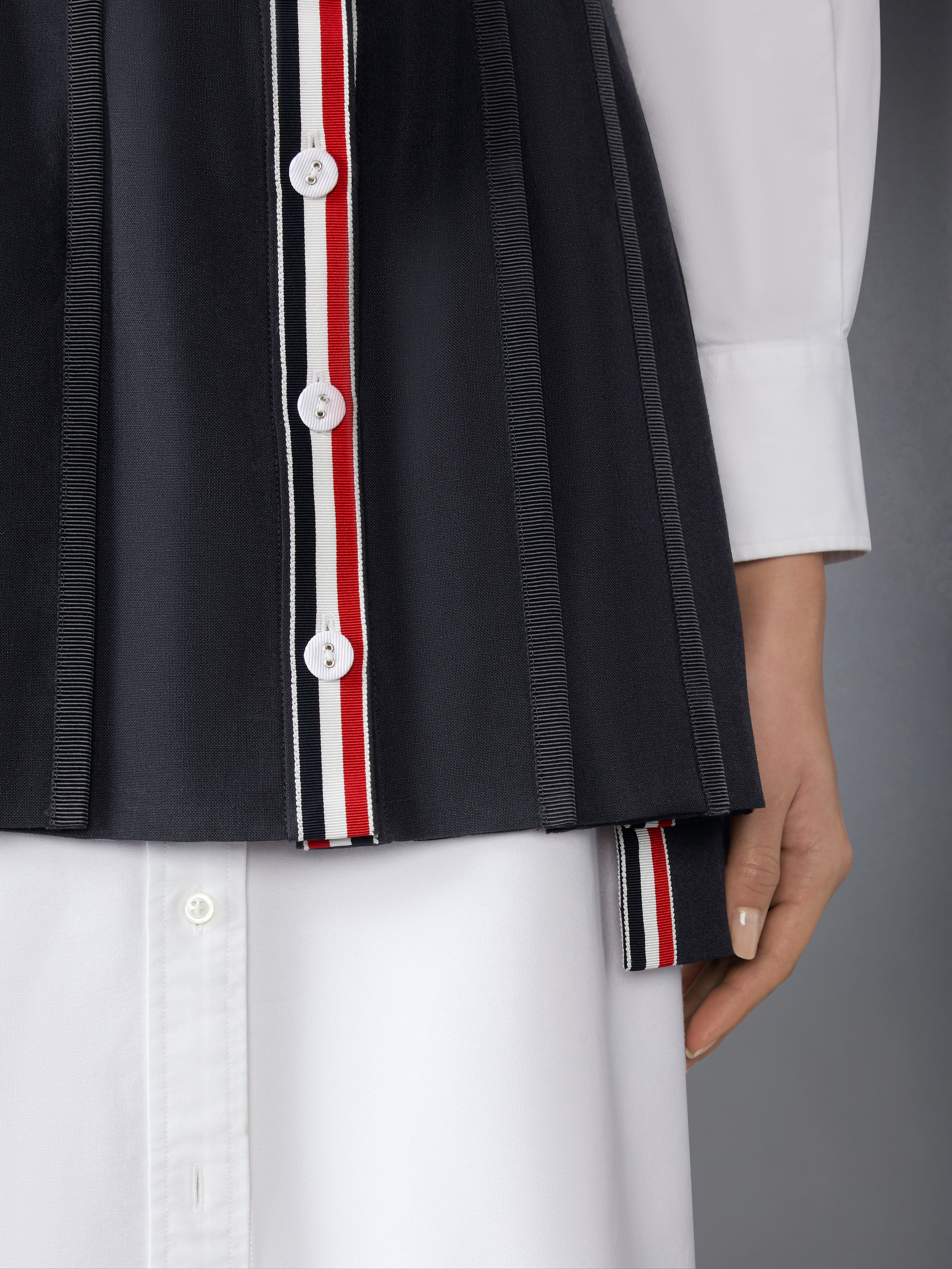 スカート THOM BROWNE Woman Skirt Black FGCA27A02872 001 Calf Length Seamed A Line Skirt In School Uniform Plain