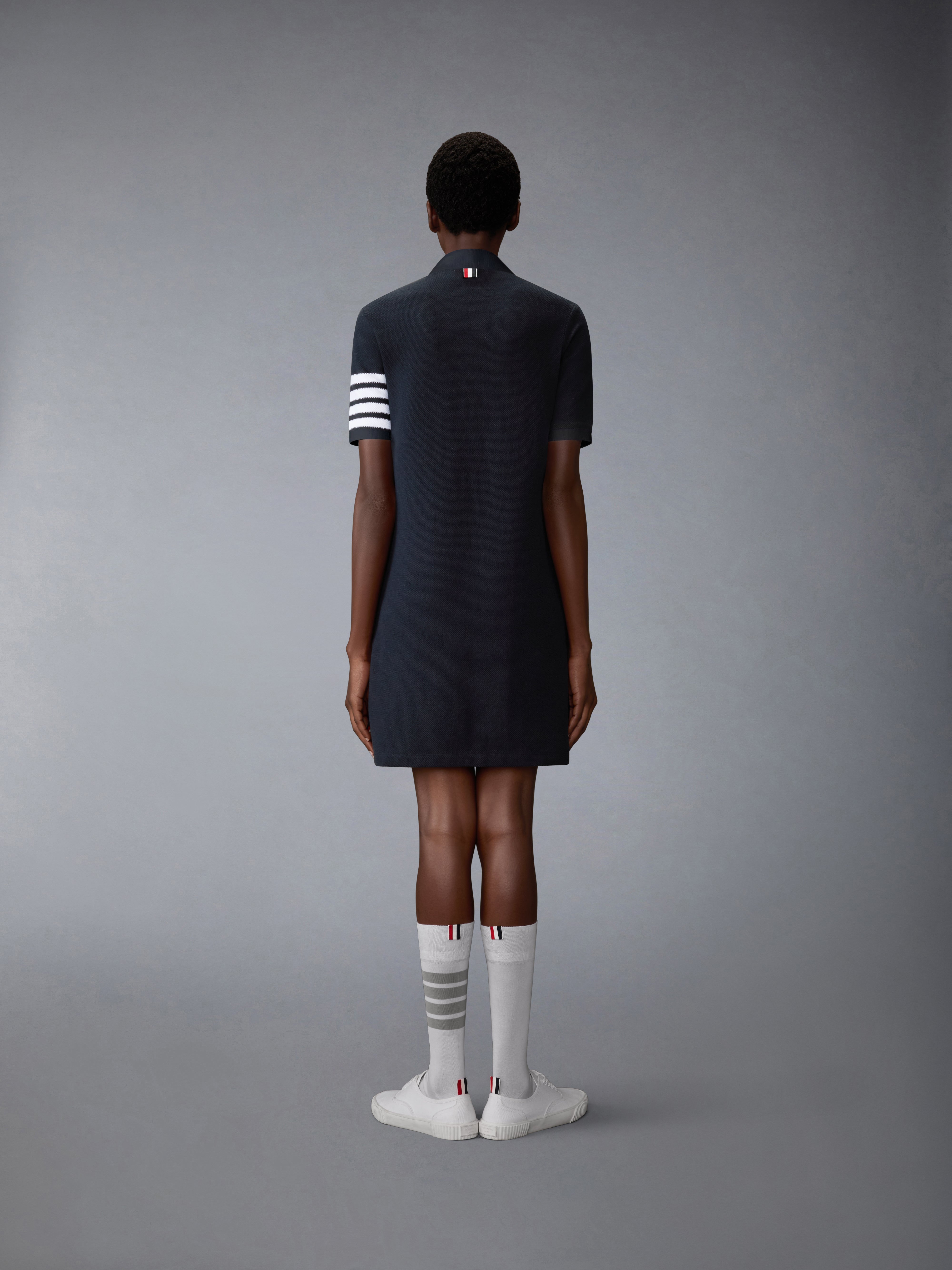 THOM BROWNE ニットワンピース 4bar テクスチャード ピケ 4-BAR ポロ ドレス | Thom Browne