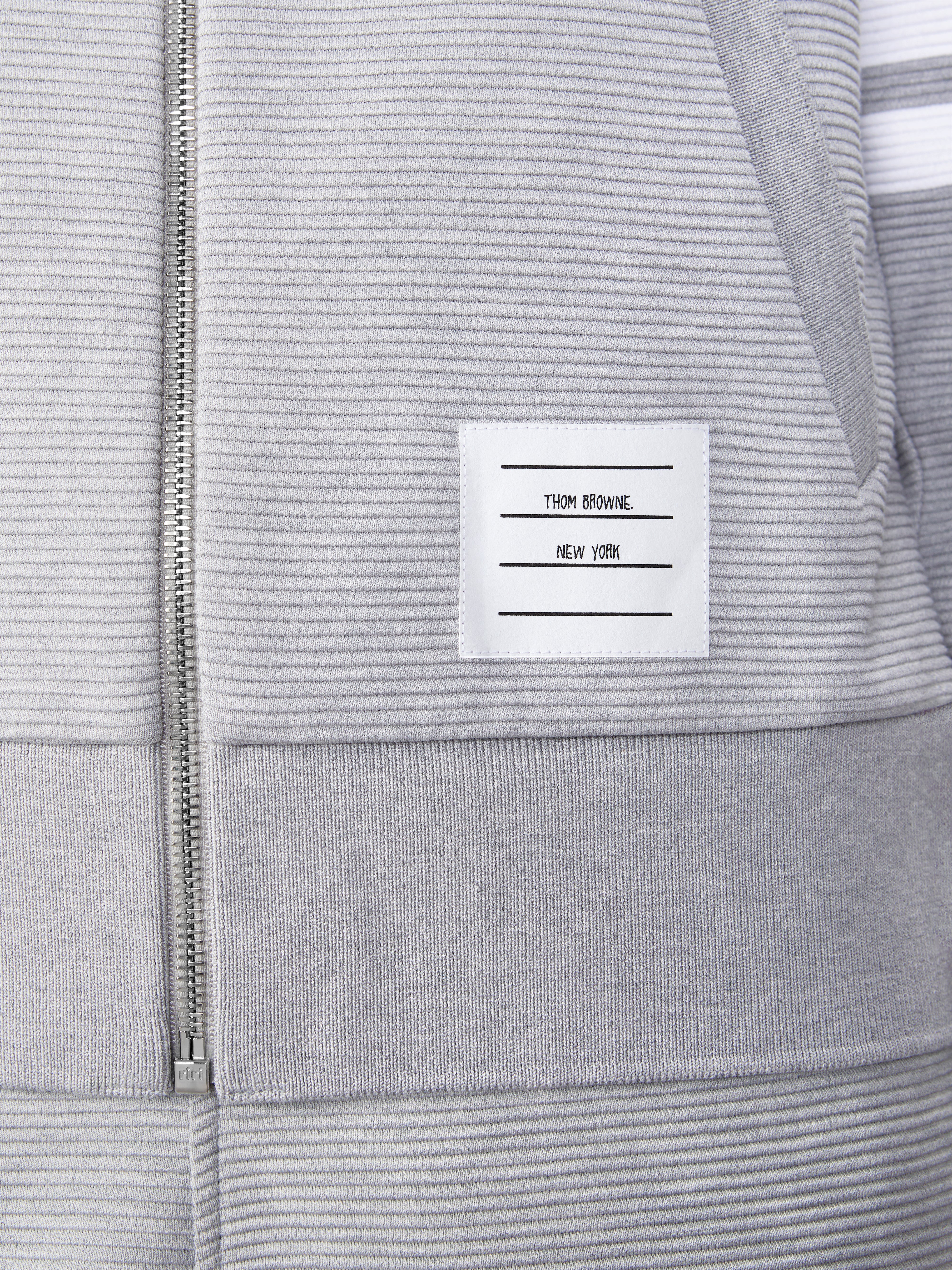 Thom Browne FJQ107AJ0113035 関税送料込 Thom Browne waffle-effect Drawstring Shorts | Green | FARFETCH