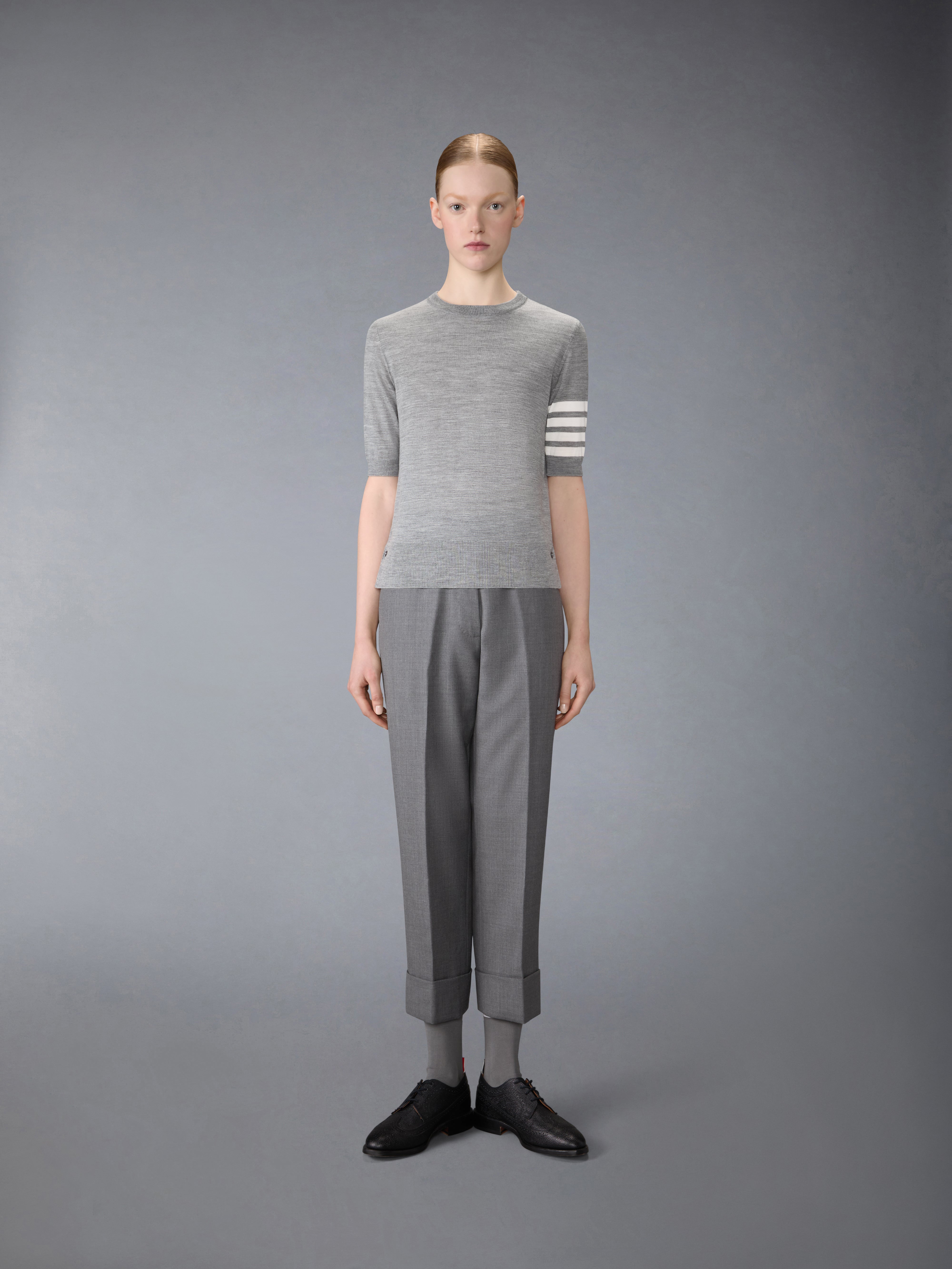 THOM BROWNE トム・ブラウン 「4BAR」ウールTシャツ 三越伊勢丹 | THOM BROWNE/トムブラウン_men 通販 | ラウンド