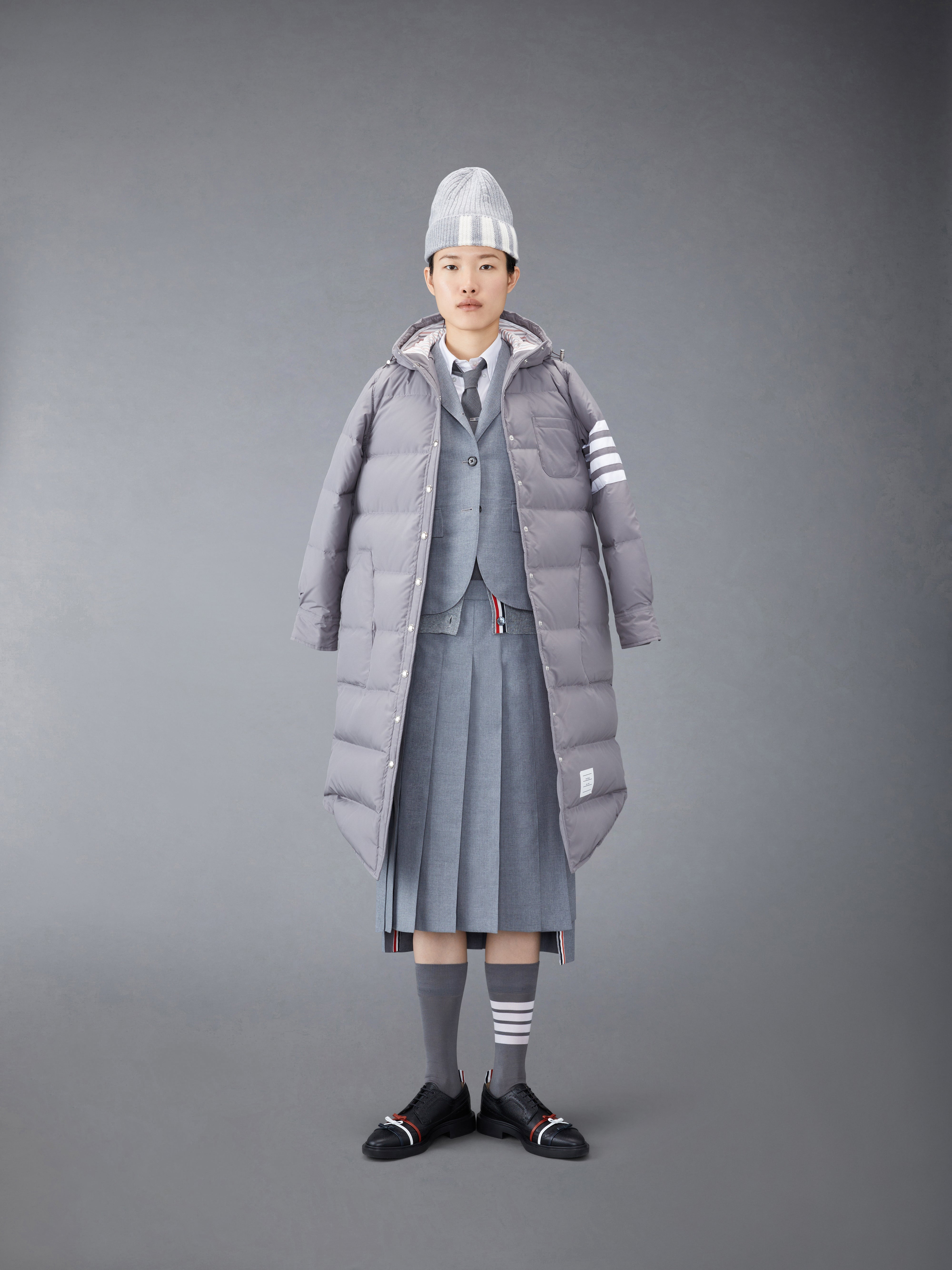 クラシック カシミヤ 4BAR Vネック カーディガン | Thom Browne
