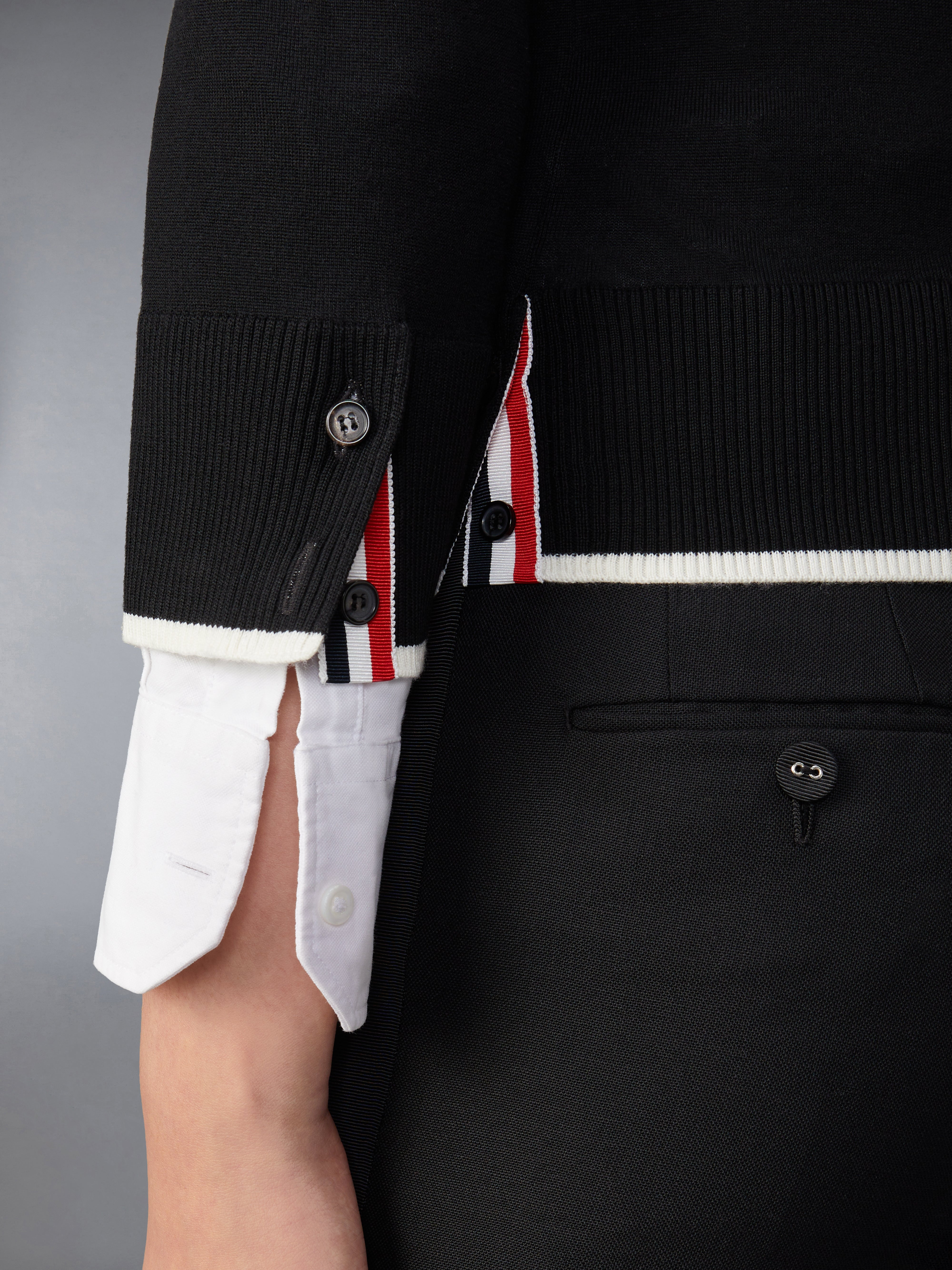 メリノウール 4-BAR リラックス フィット カーディガン | Thom Browne