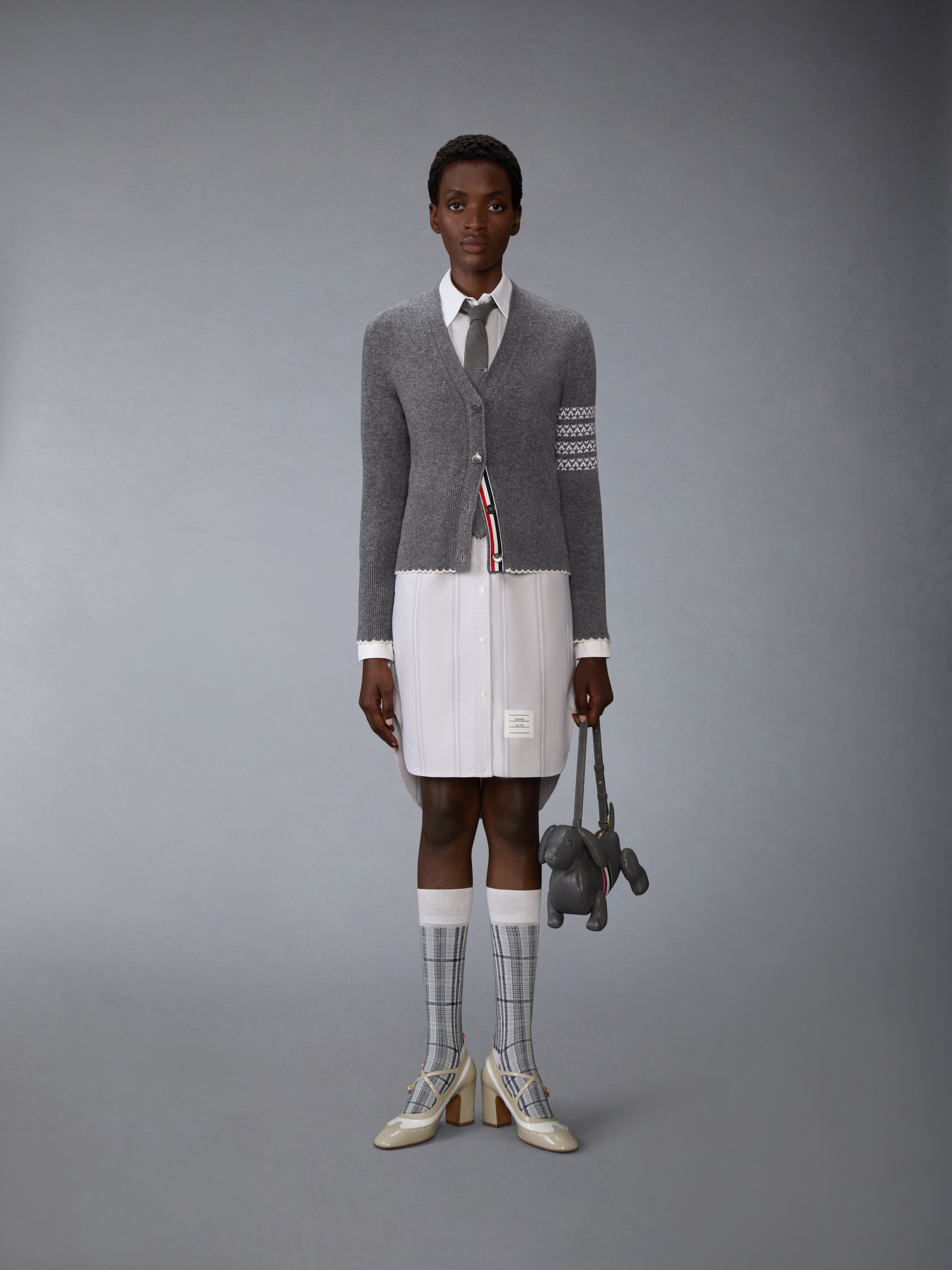 Thom Browne カーディガン 【美品】 THOM BROWNE》 FKC207A 00014 415 FINE MERINO WOOL CARDIGAN (THOM