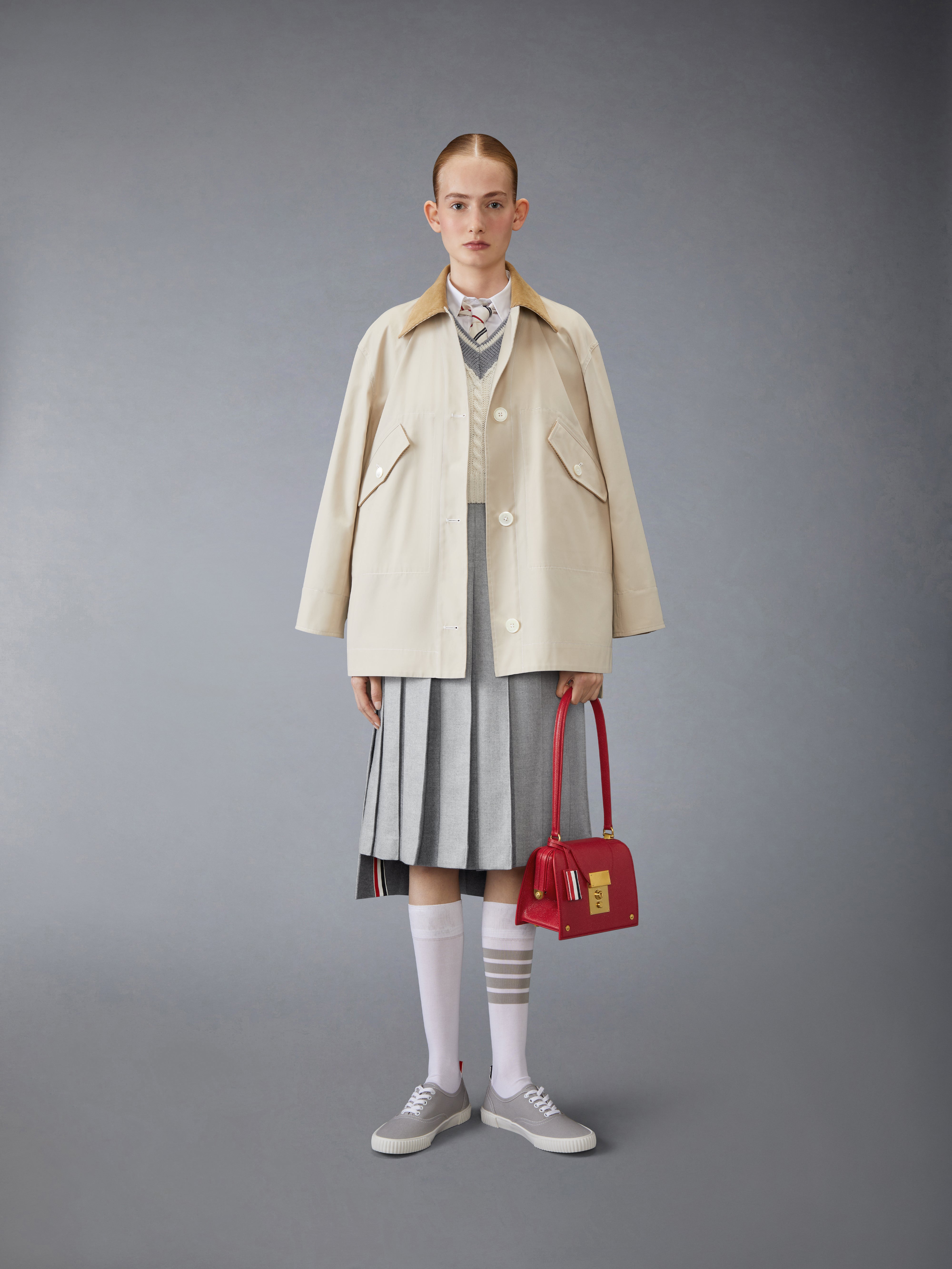 トムブラウン⭐︎クラシックケーブル 4BAR Vネック　ベスト クラシック ケーブル 4BAR Vネック ベスト | Thom Browne