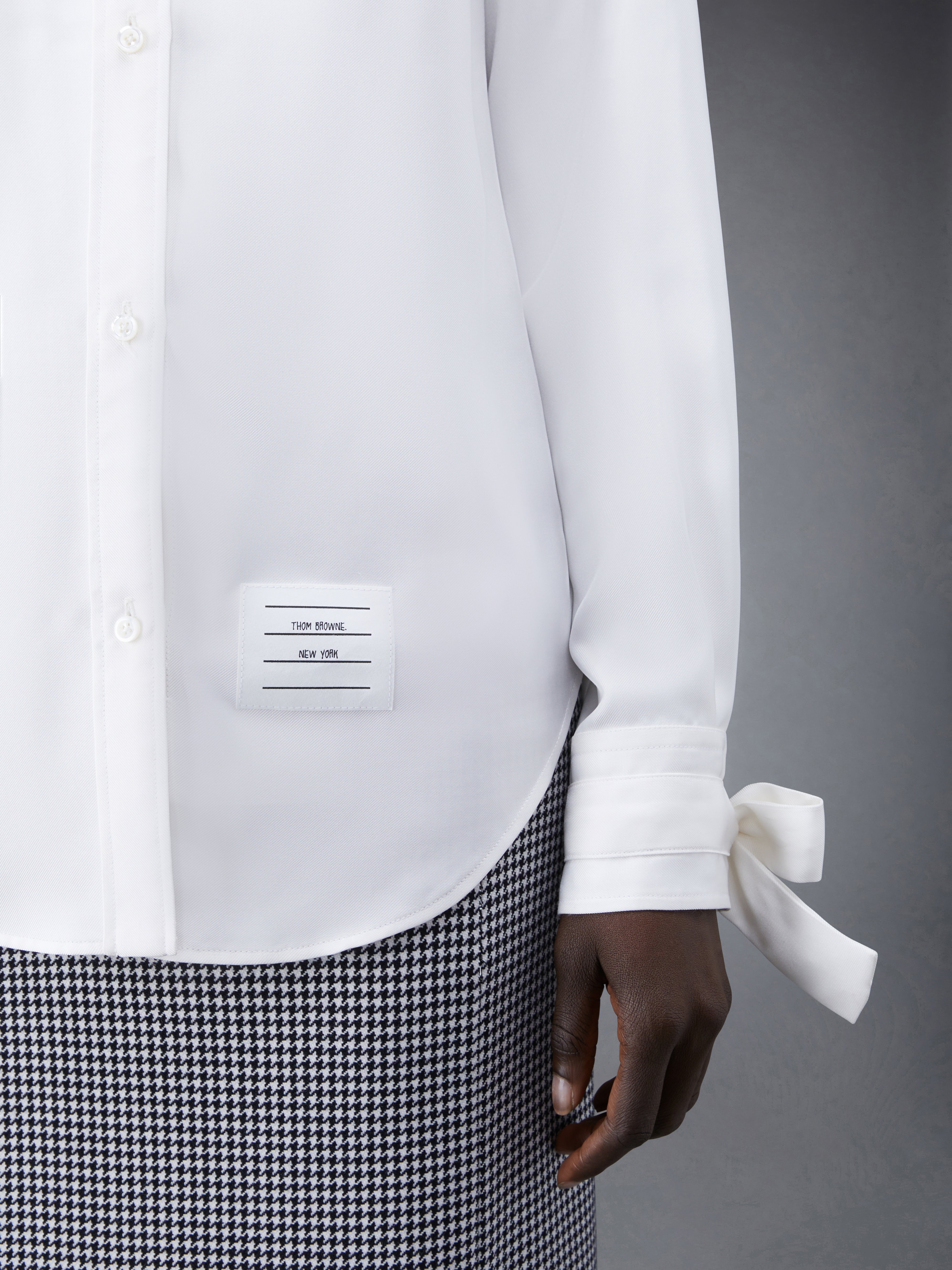 Silk Twill Scarf Cuff Easy Fit Shirt | Thom Browne