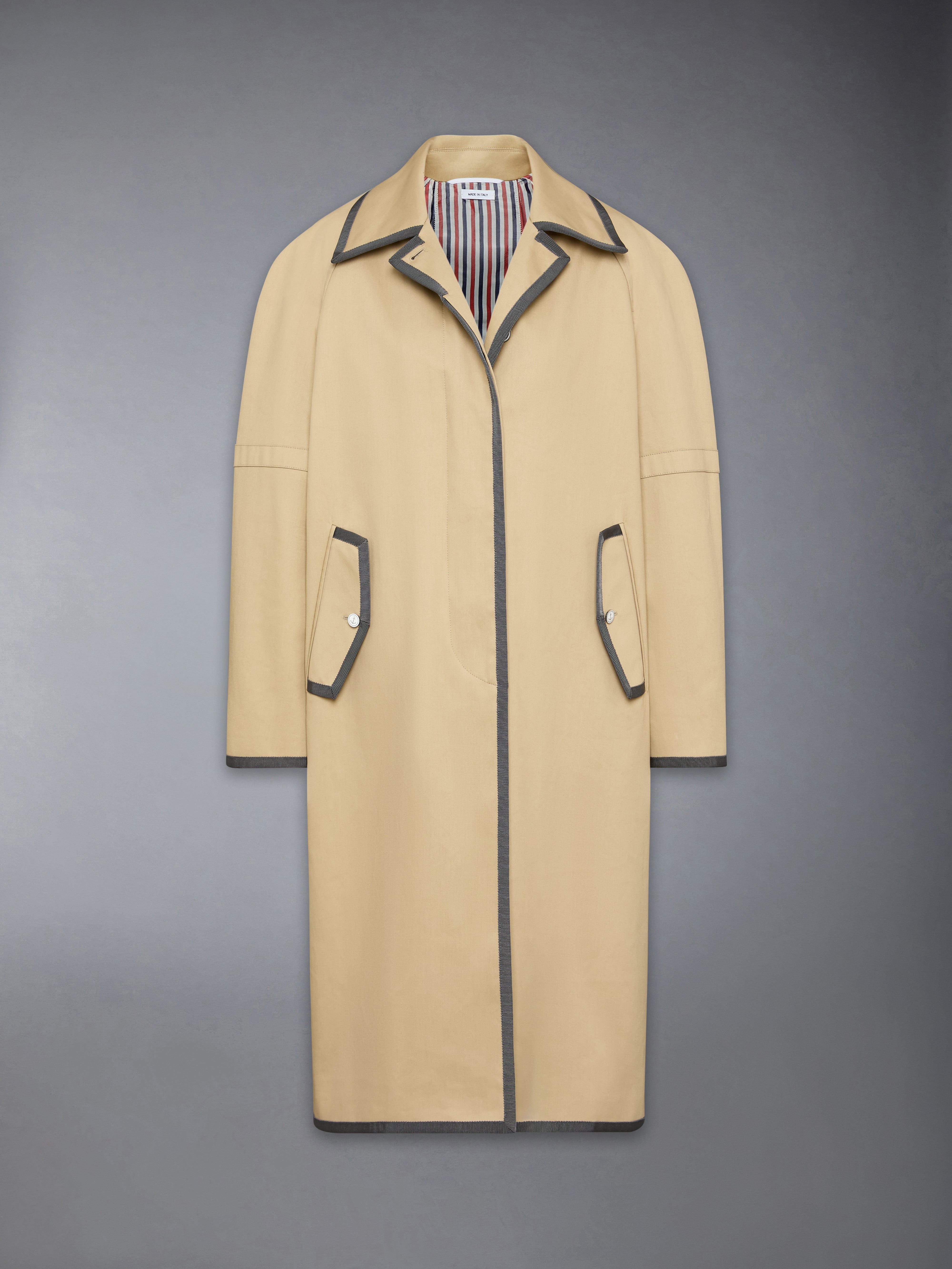 Mackintosh Raglan Coat | Thom Browne