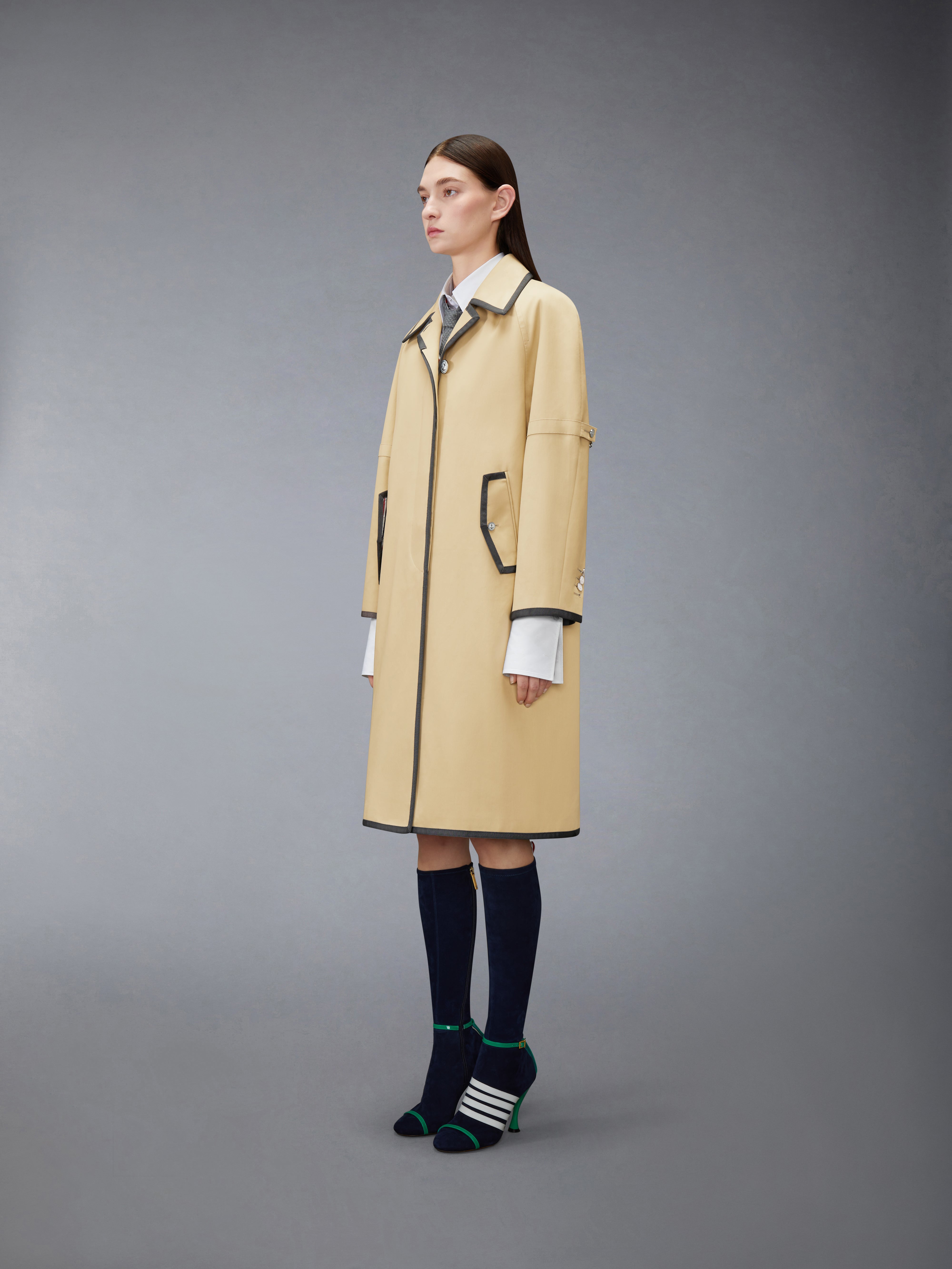 Mackintosh Raglan Coat | Thom Browne