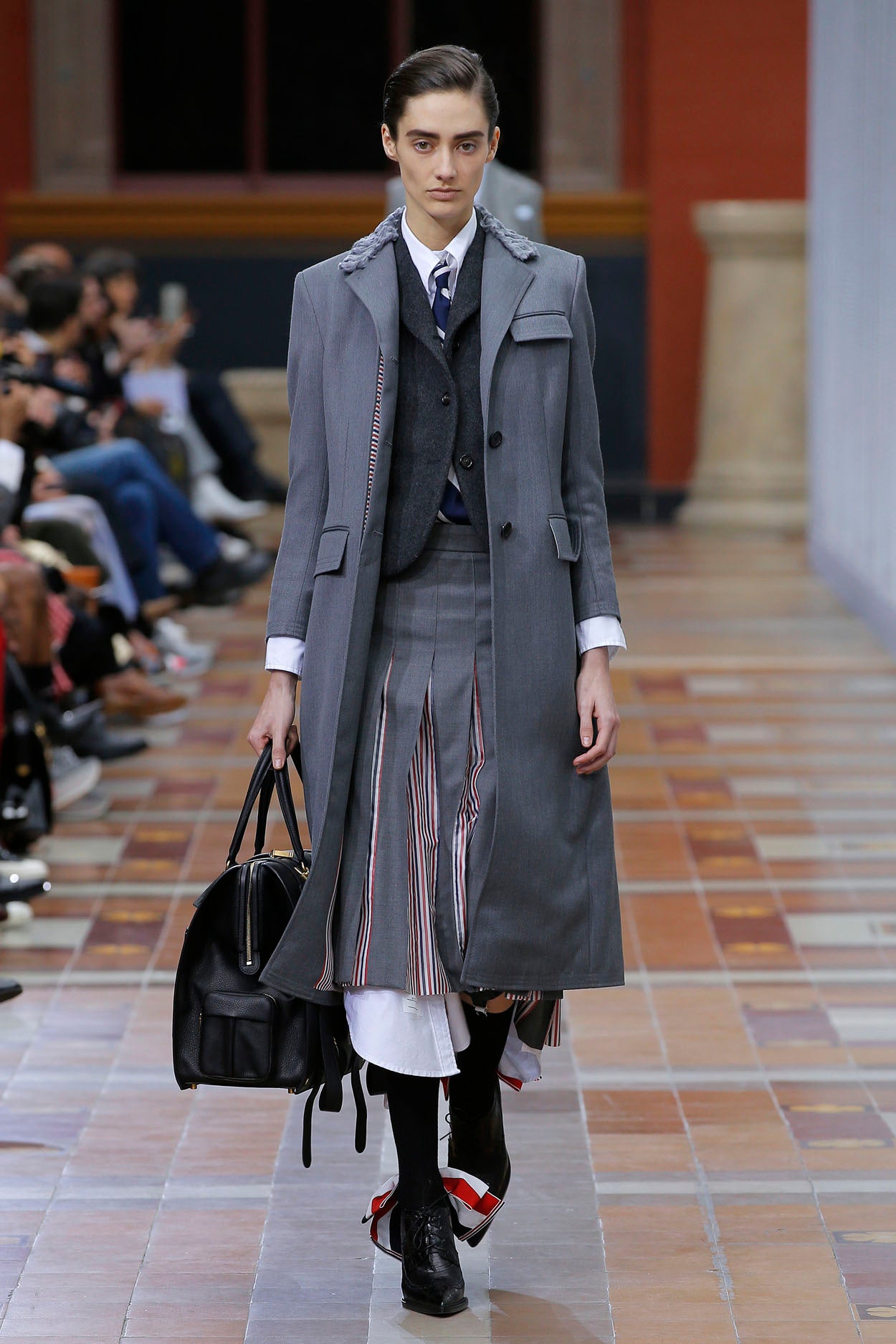 WOMENS FW 2019 RUNWAY - LOOK 22