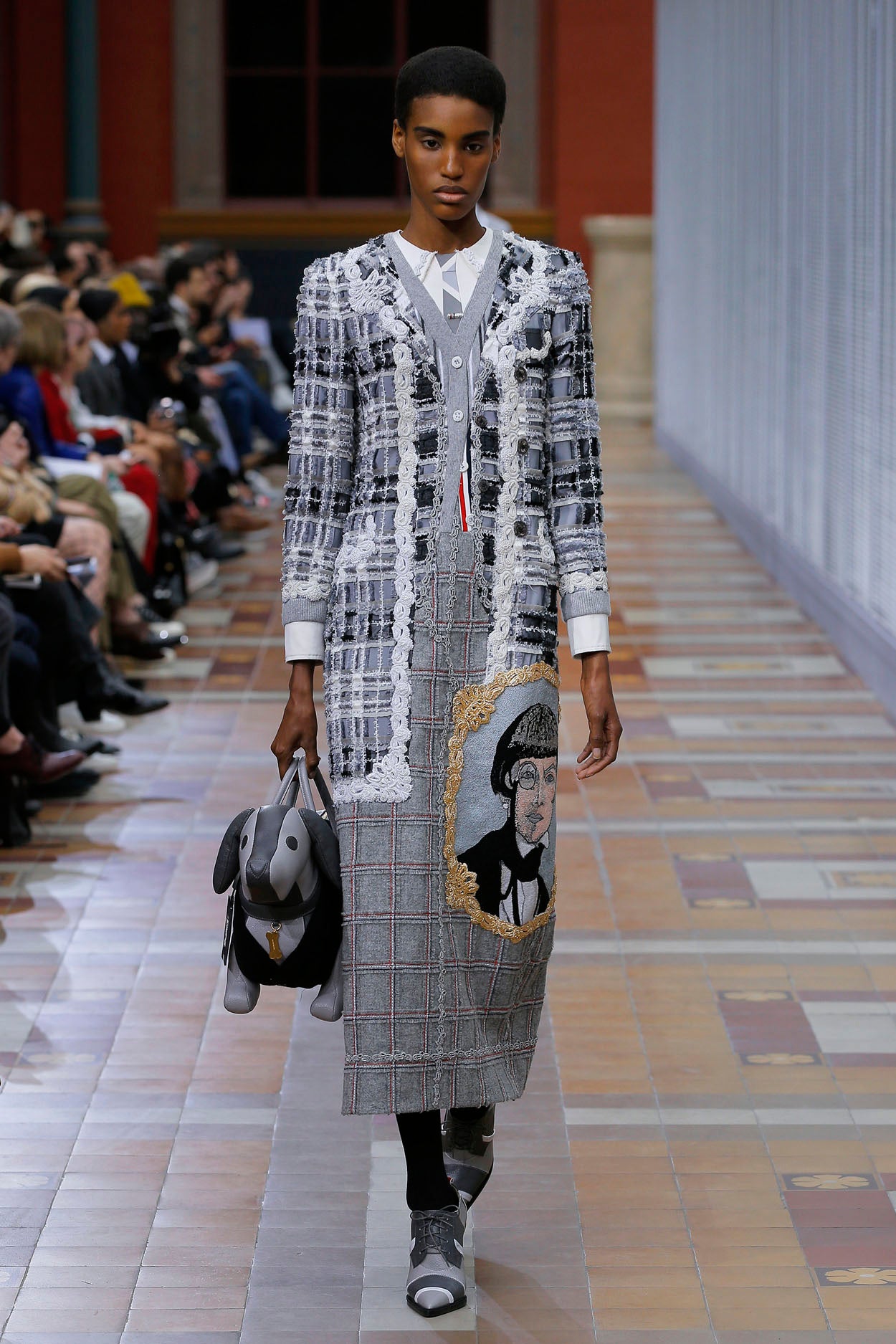 WOMENS FW 2019 RUNWAY - LOOK 23