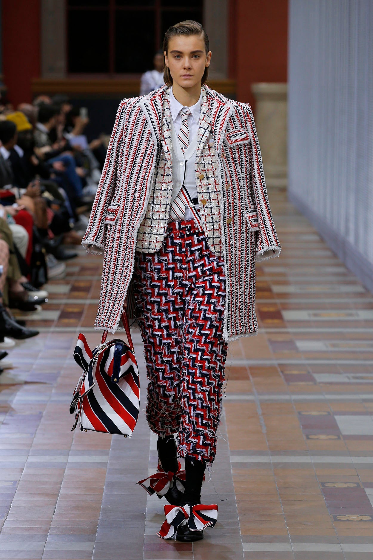 WOMENS FW 2019 RUNWAY - LOOK 31