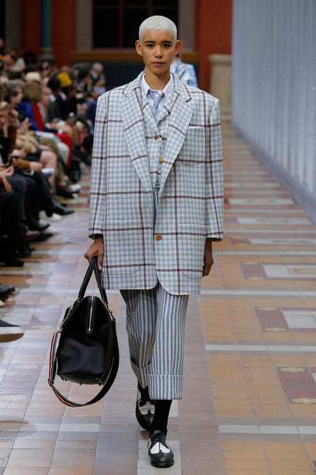 WOMENS FW 2019 RUNWAY - LOOK 42