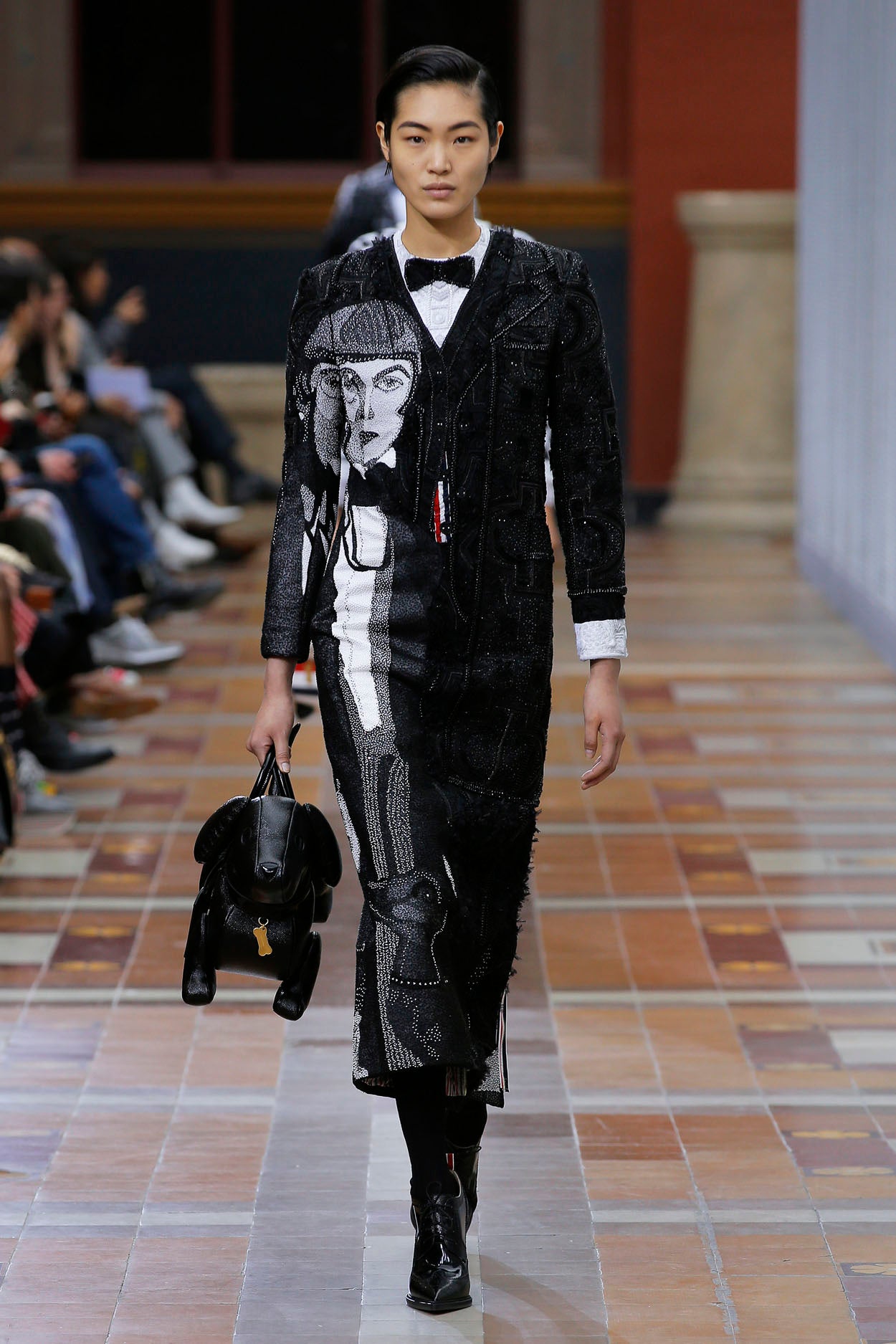 WOMENS FW 2019 RUNWAY - LOOK 55