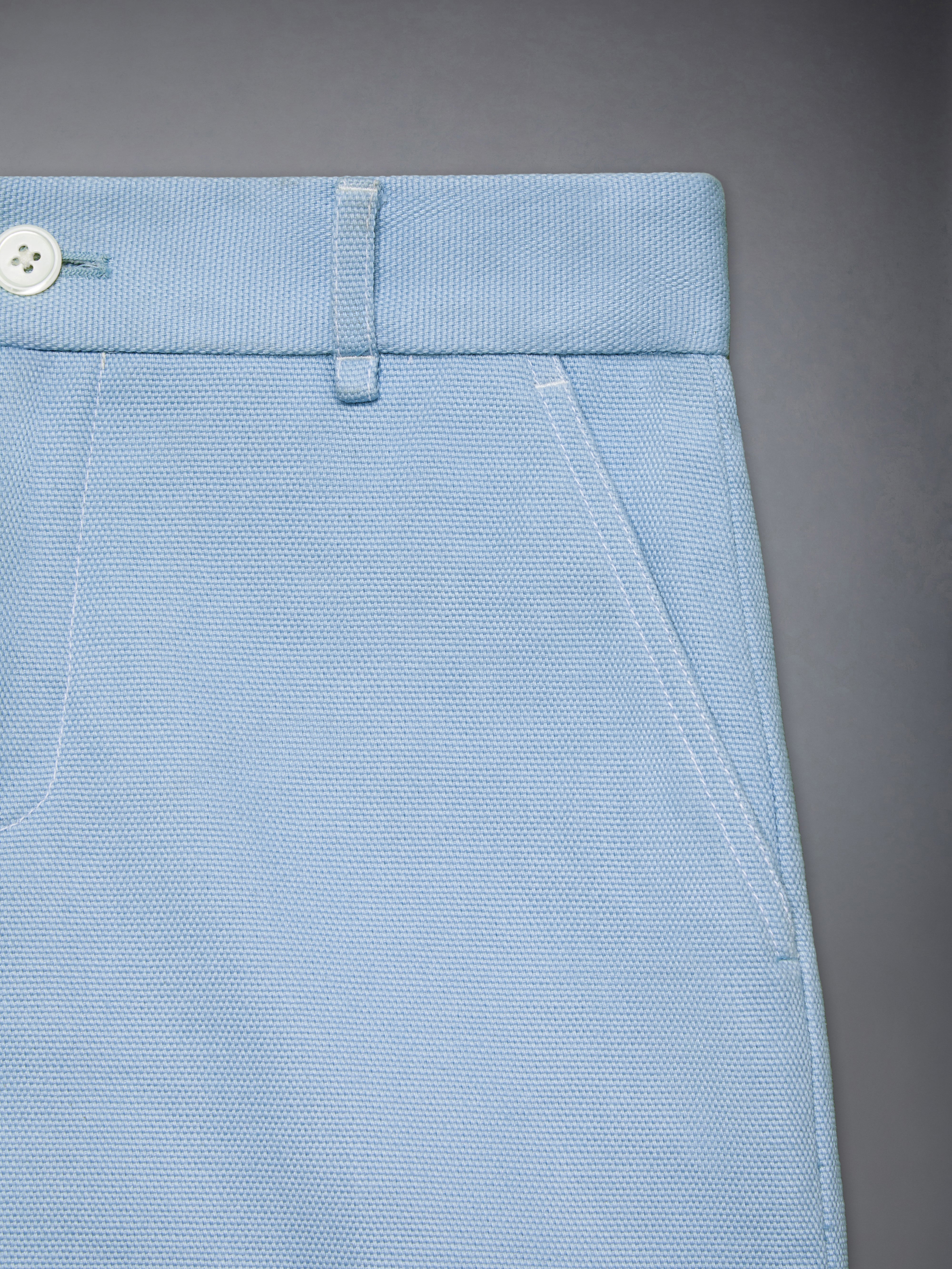 女の子のスカートとズボン | Page 2 | Thom Browne