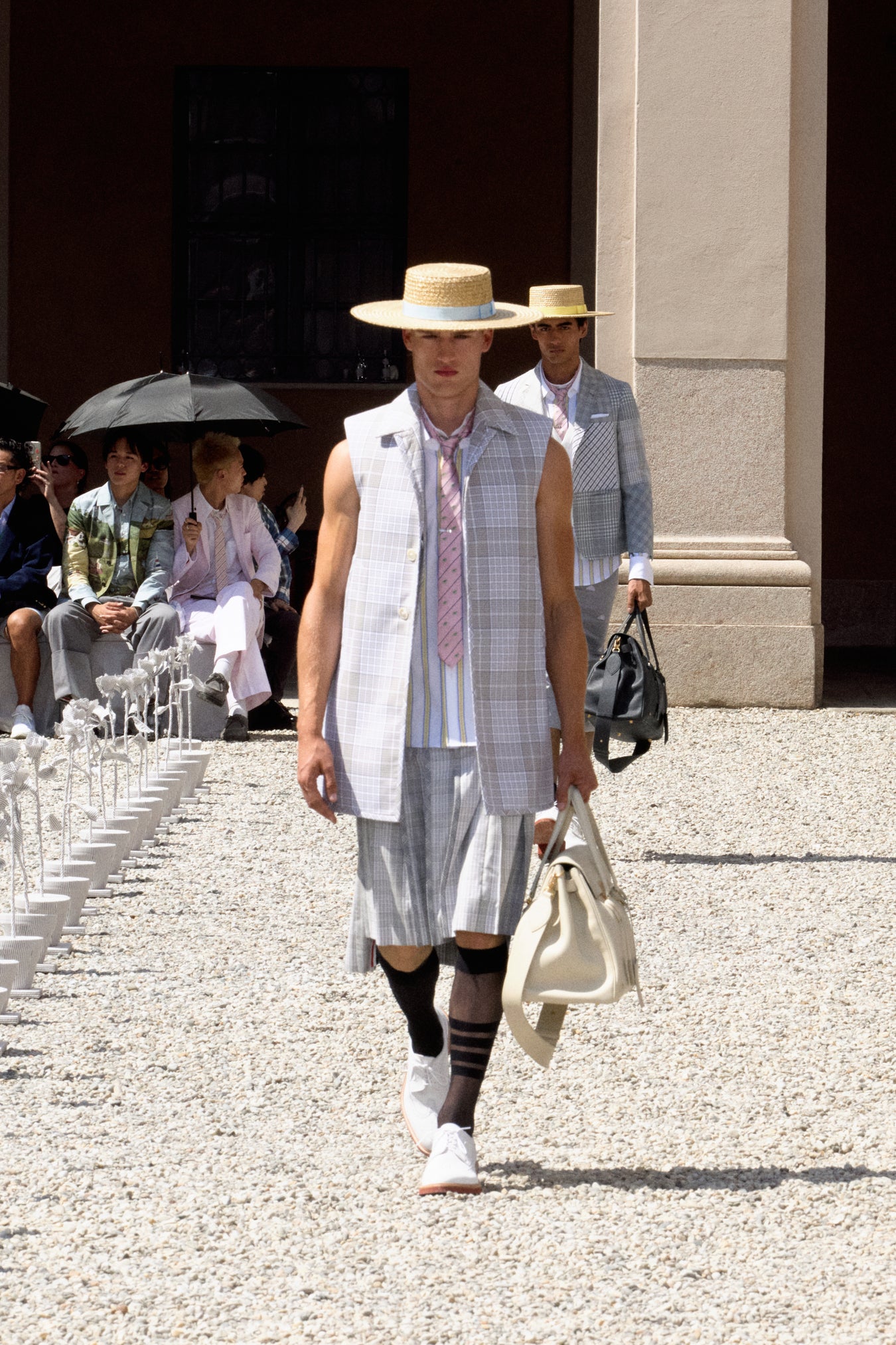 SPRING 2027 RUNWAY - LOOK 5
