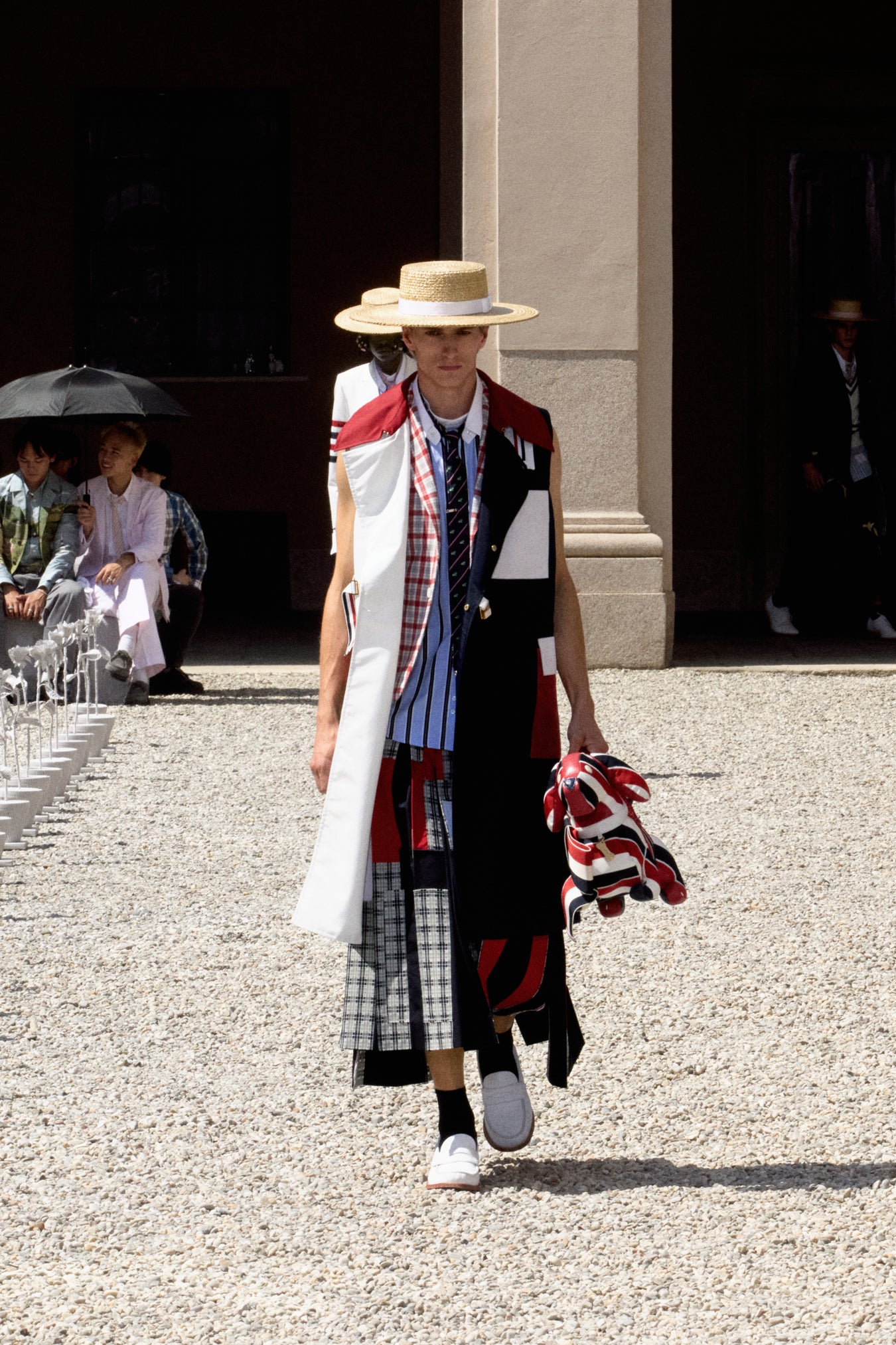 SPRING 2027 RUNWAY - LOOK 15